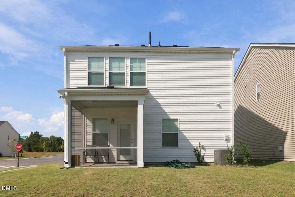 749 Cainhoy Court Property Photo 36