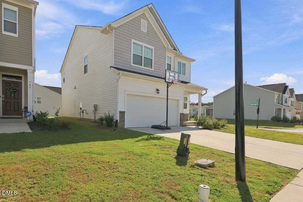 749 Cainhoy Court Property Photo 44