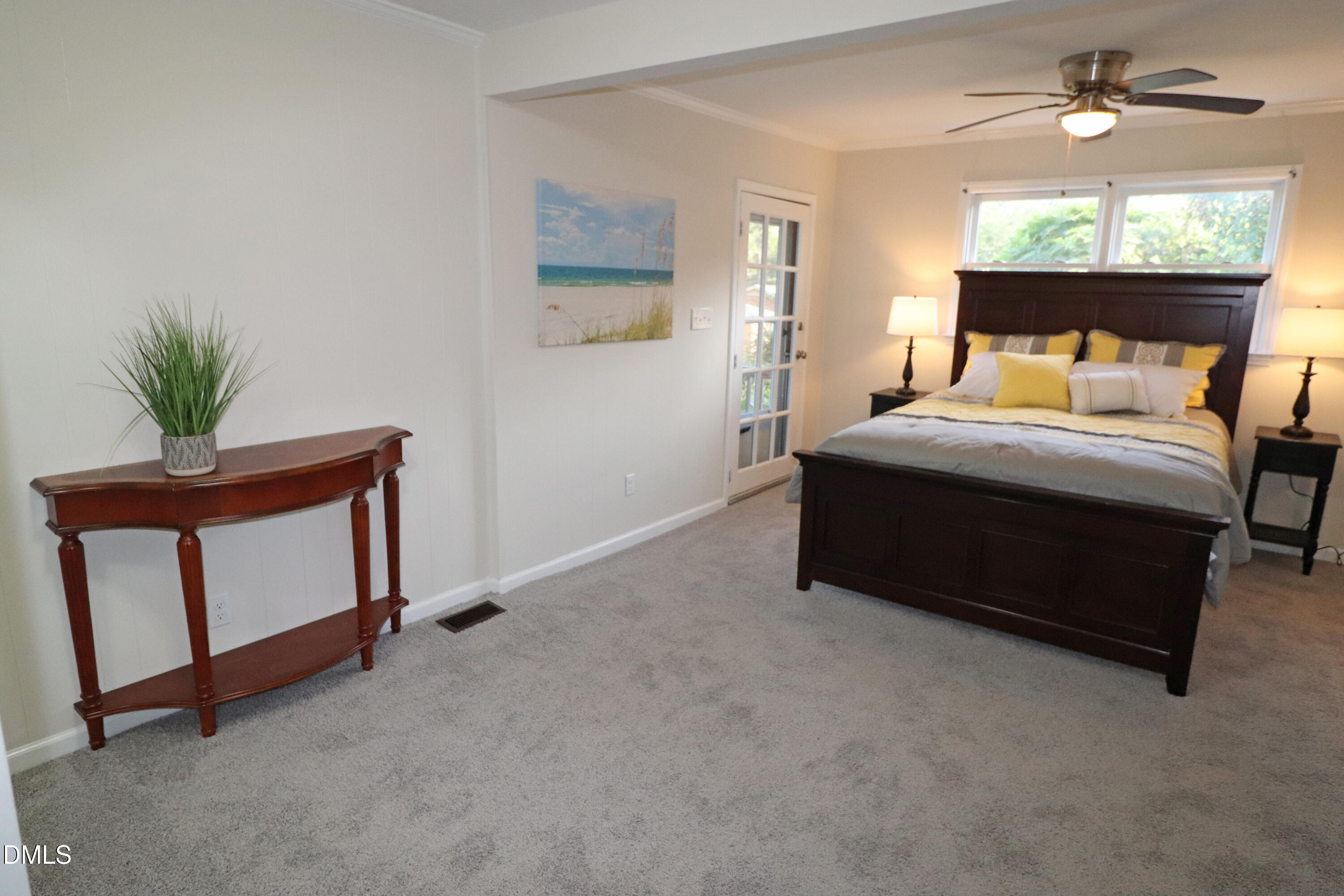 1004 Seabrook Road Property Photo 1