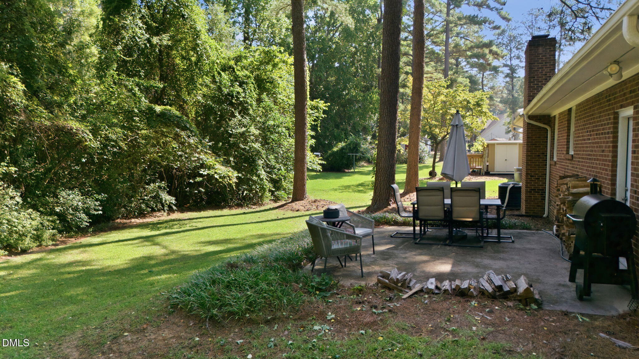 1004 Edgebrook Drive Property Photo 32