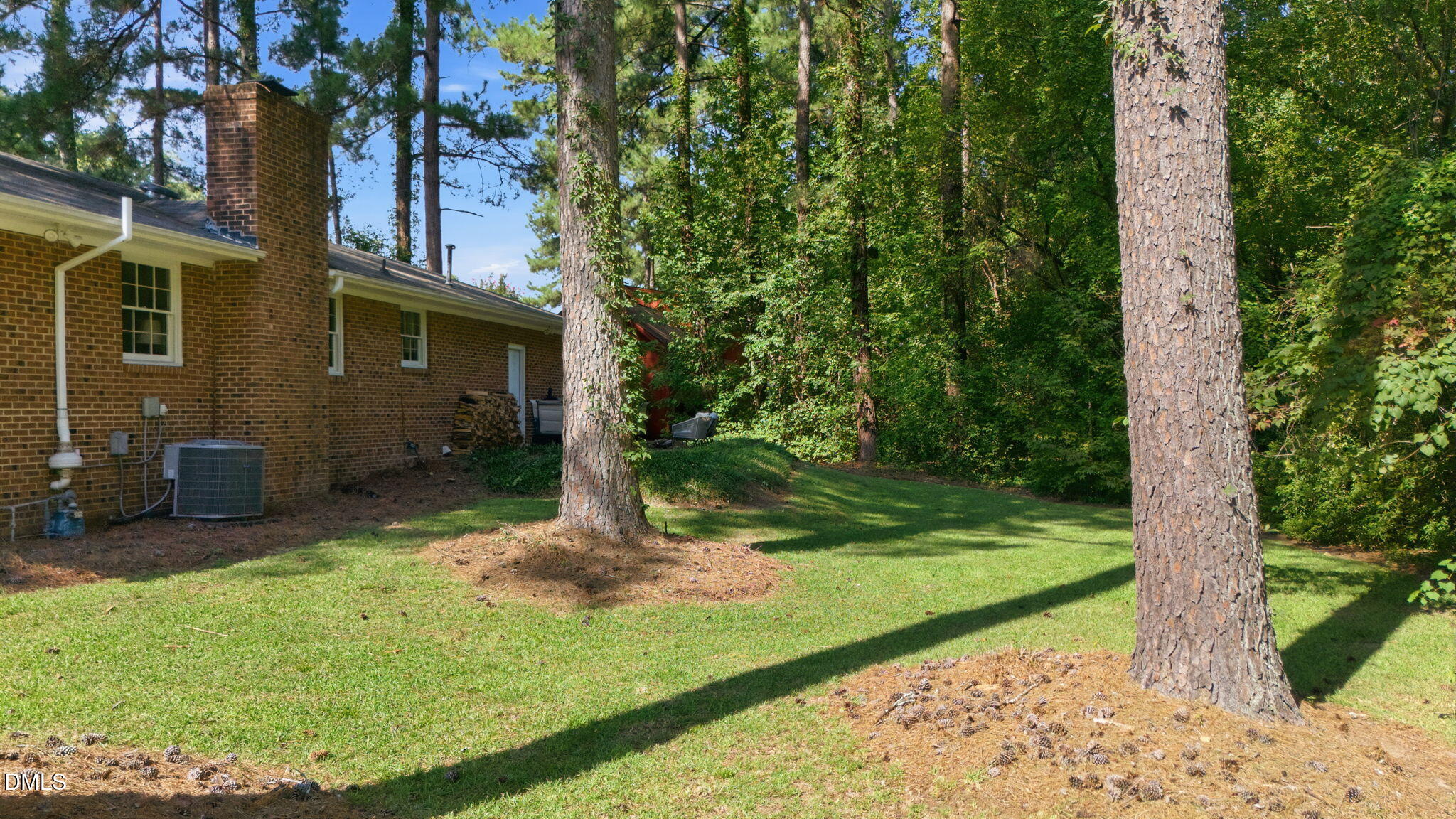 1004 Edgebrook Drive Property Photo 36