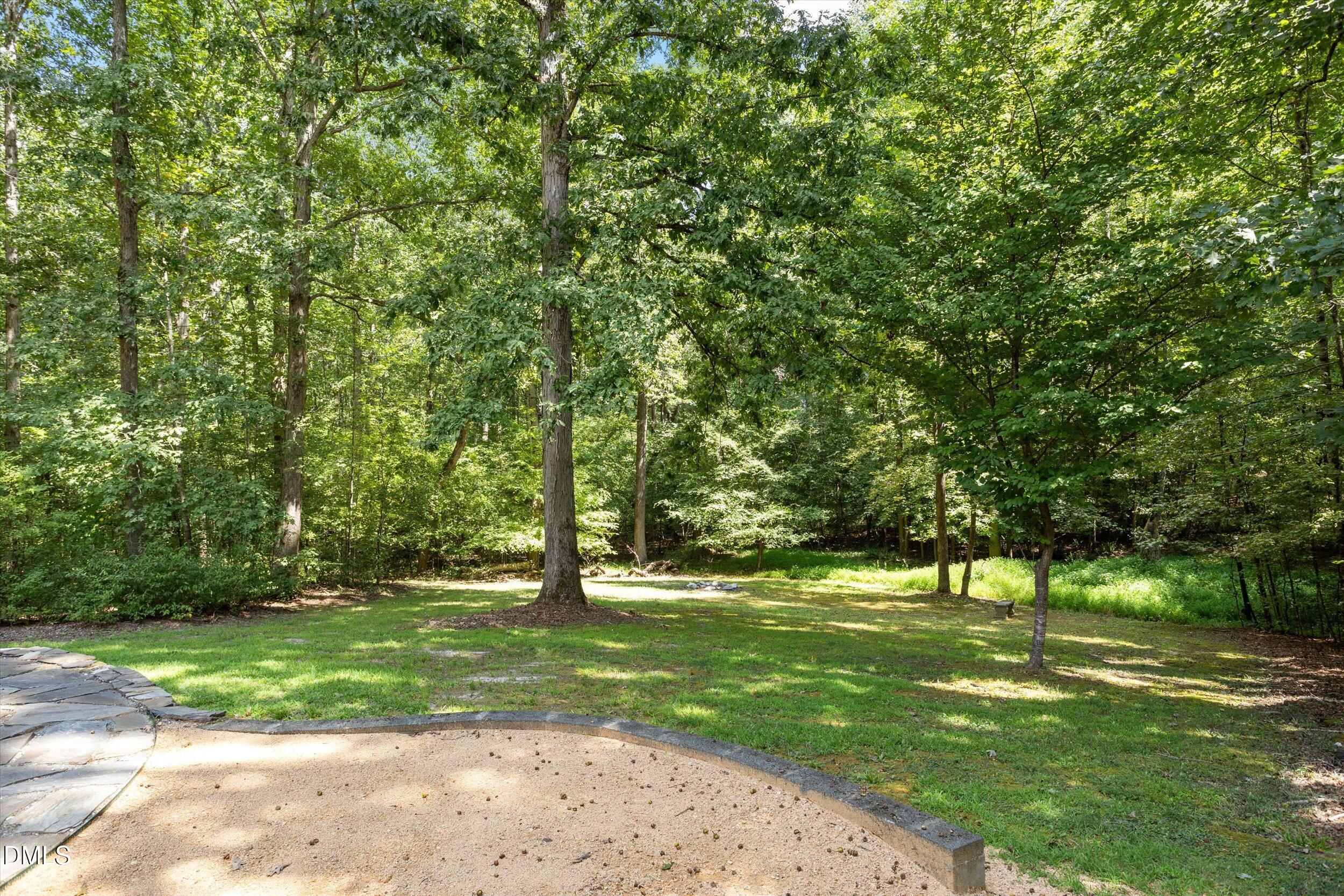 1040 Rolling Knoll Road Property Photo 8