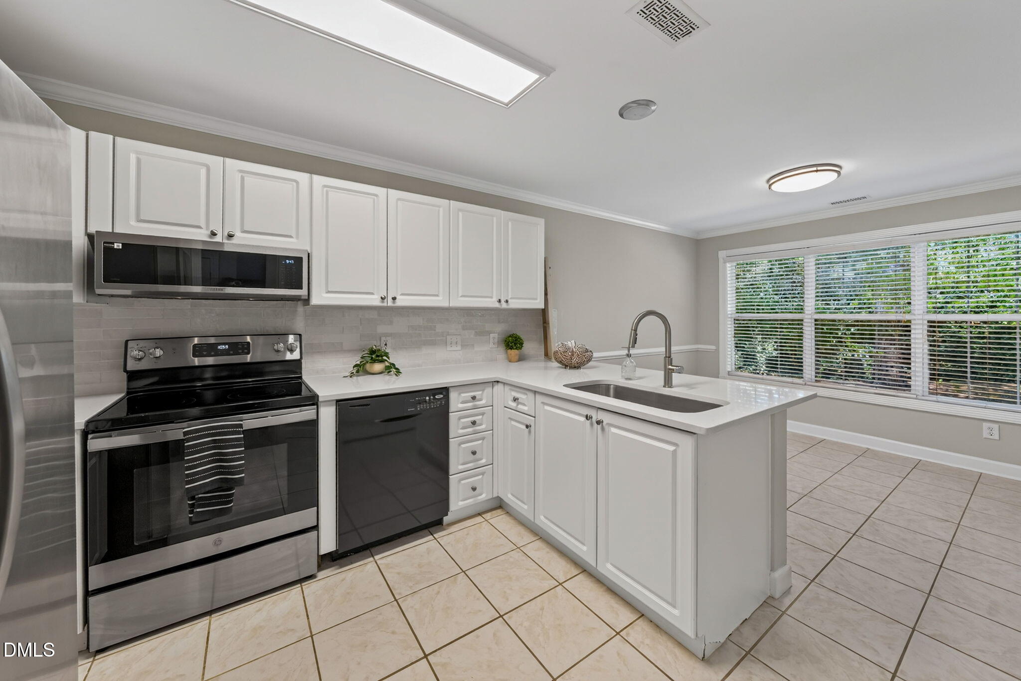 108 Grande Meadow Way Property Photo 13