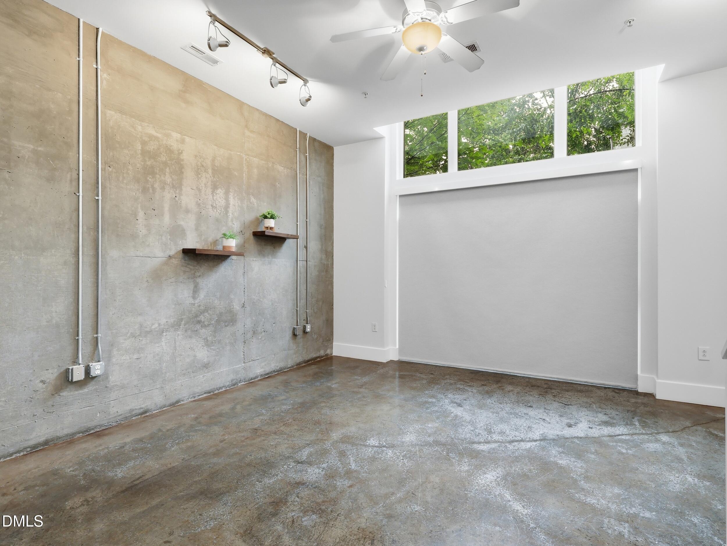 444 S Blount Street 108 Property Photo 16
