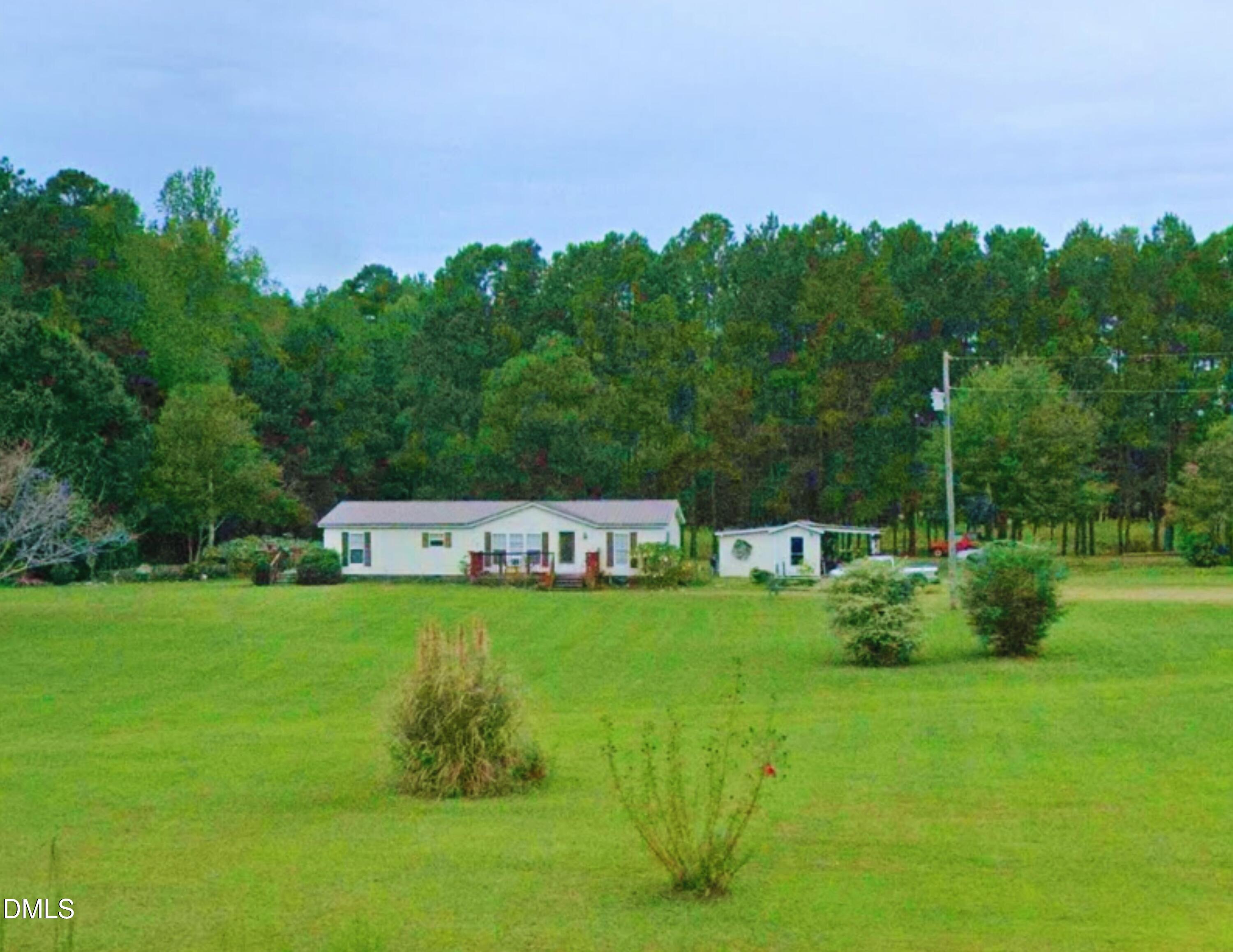 8482 State Highway 27 W Property Photo 1