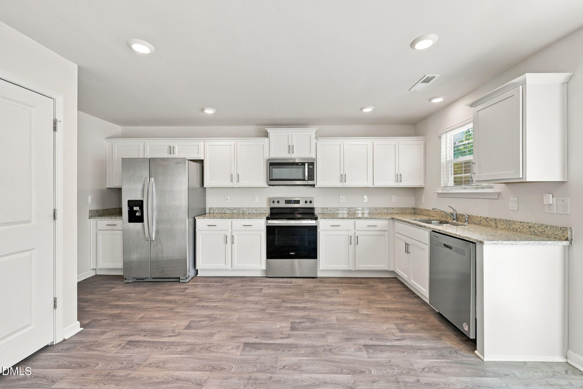 186 Carriage Cv Circle Property Photo 7