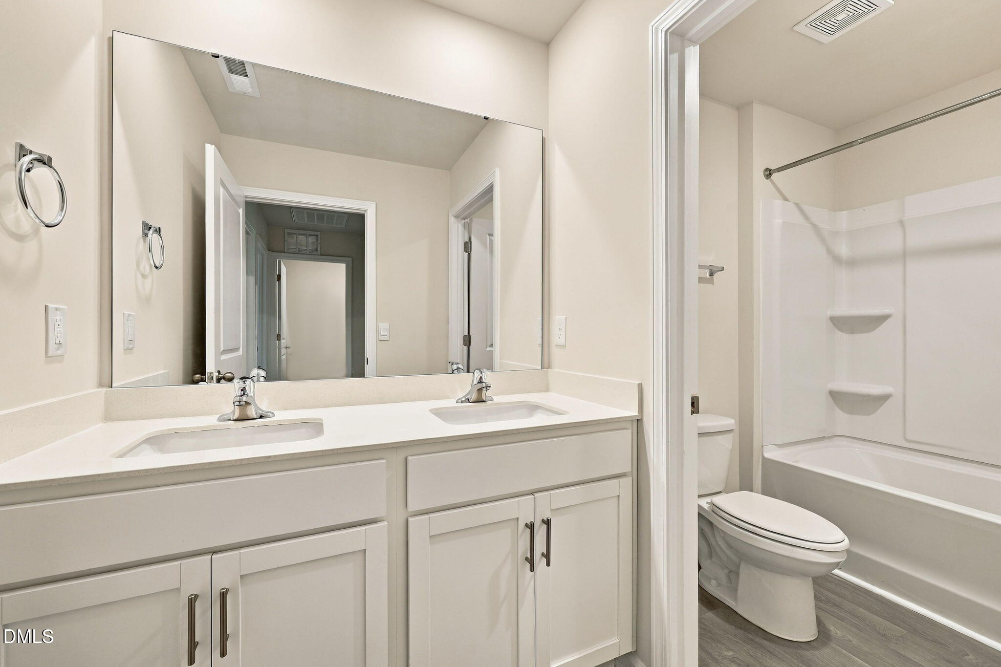186 Carriage Cv Circle Property Photo 23