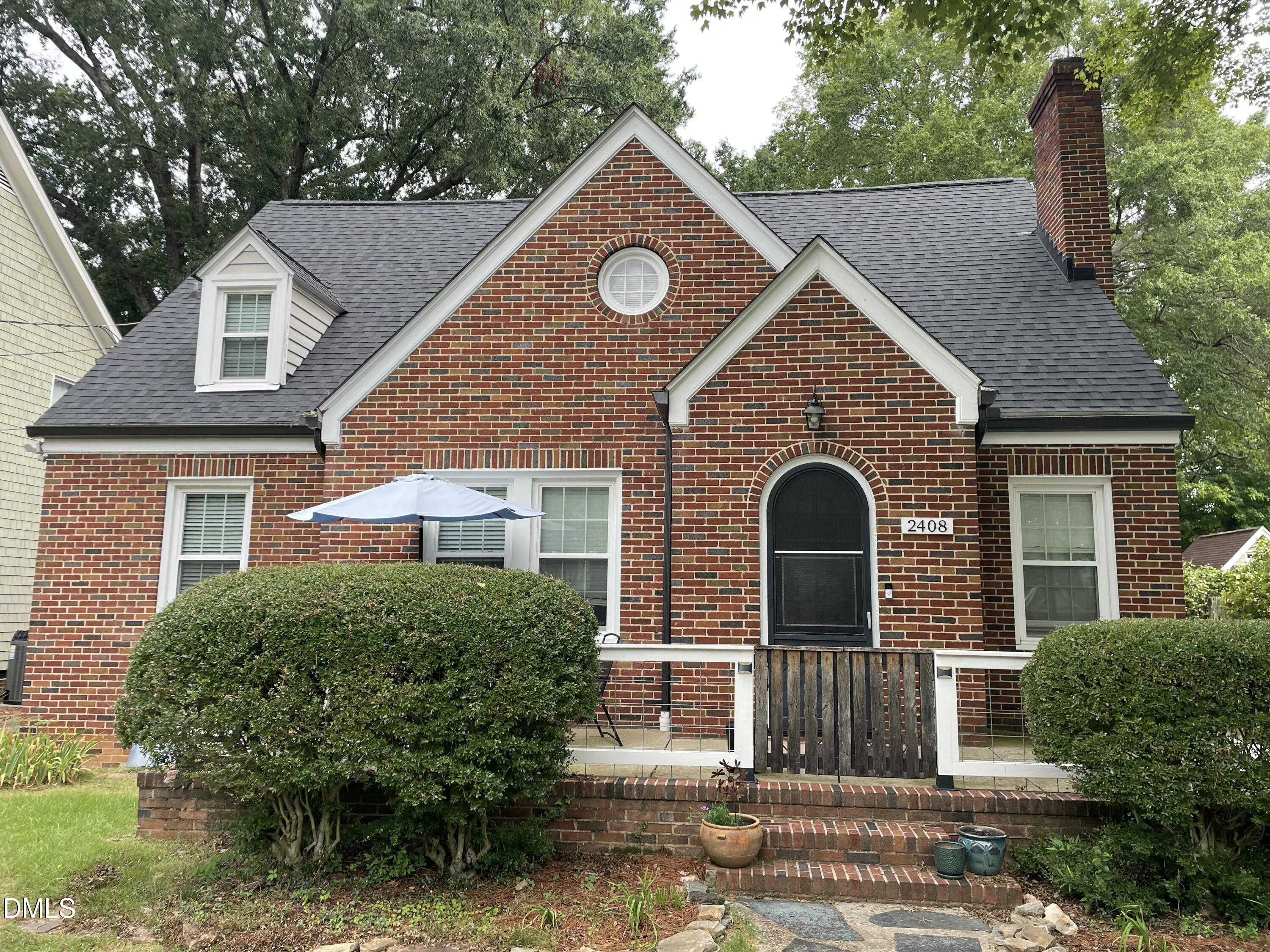 2408 Stafford Avenue Property Photo 1