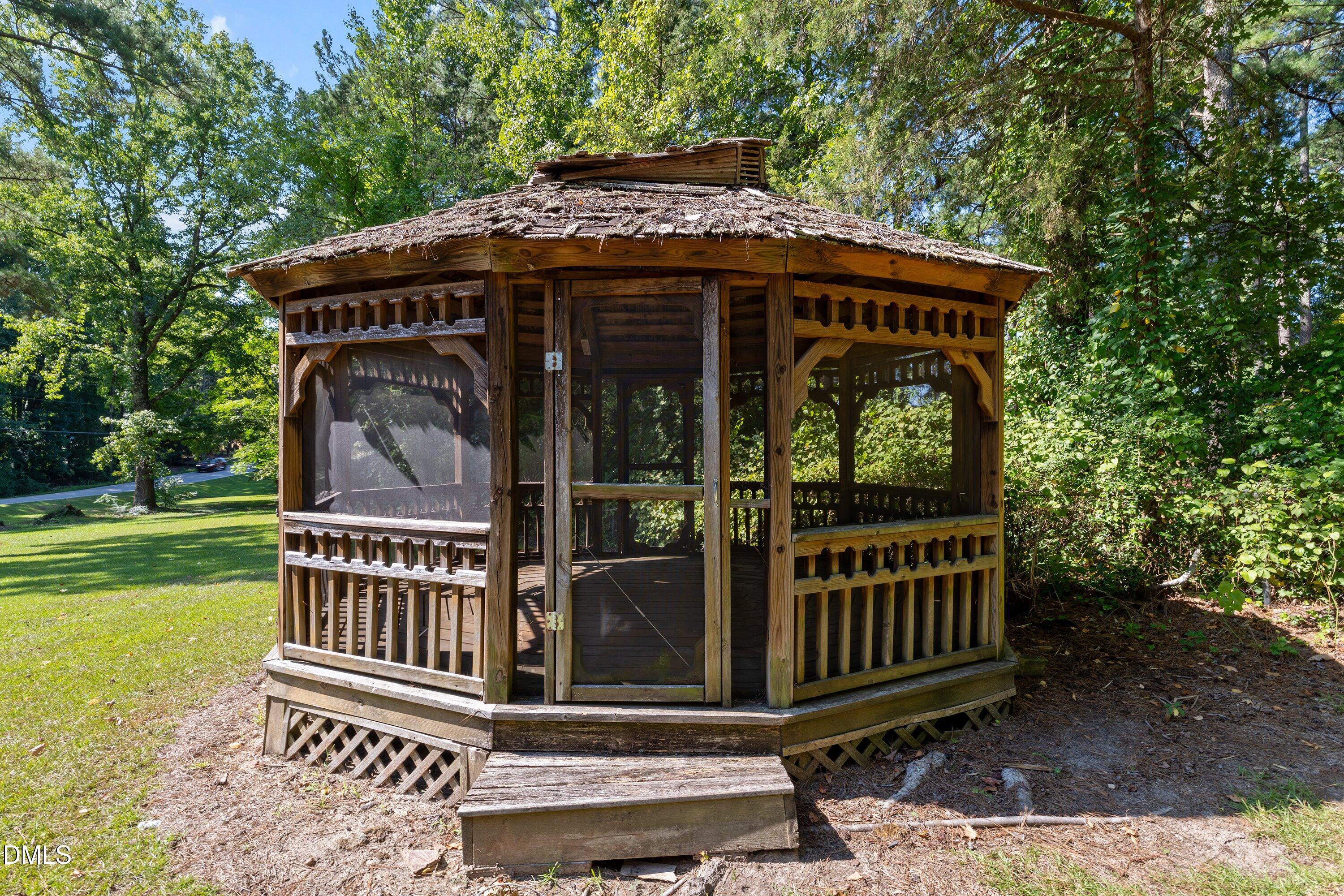 2108 Vandora Springs Road Property Photo 54