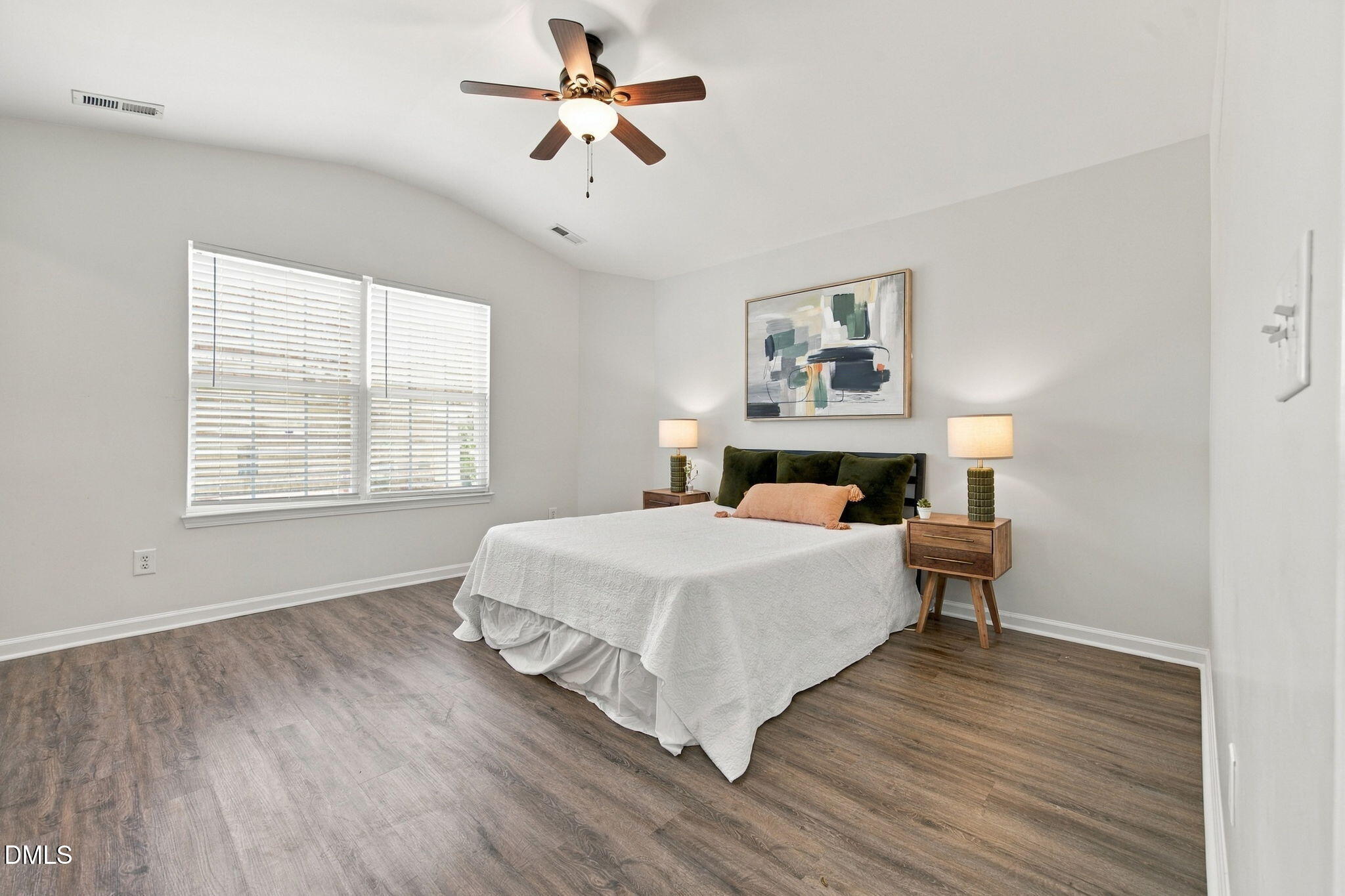 5 Crimson Clover Court Property Photo 10