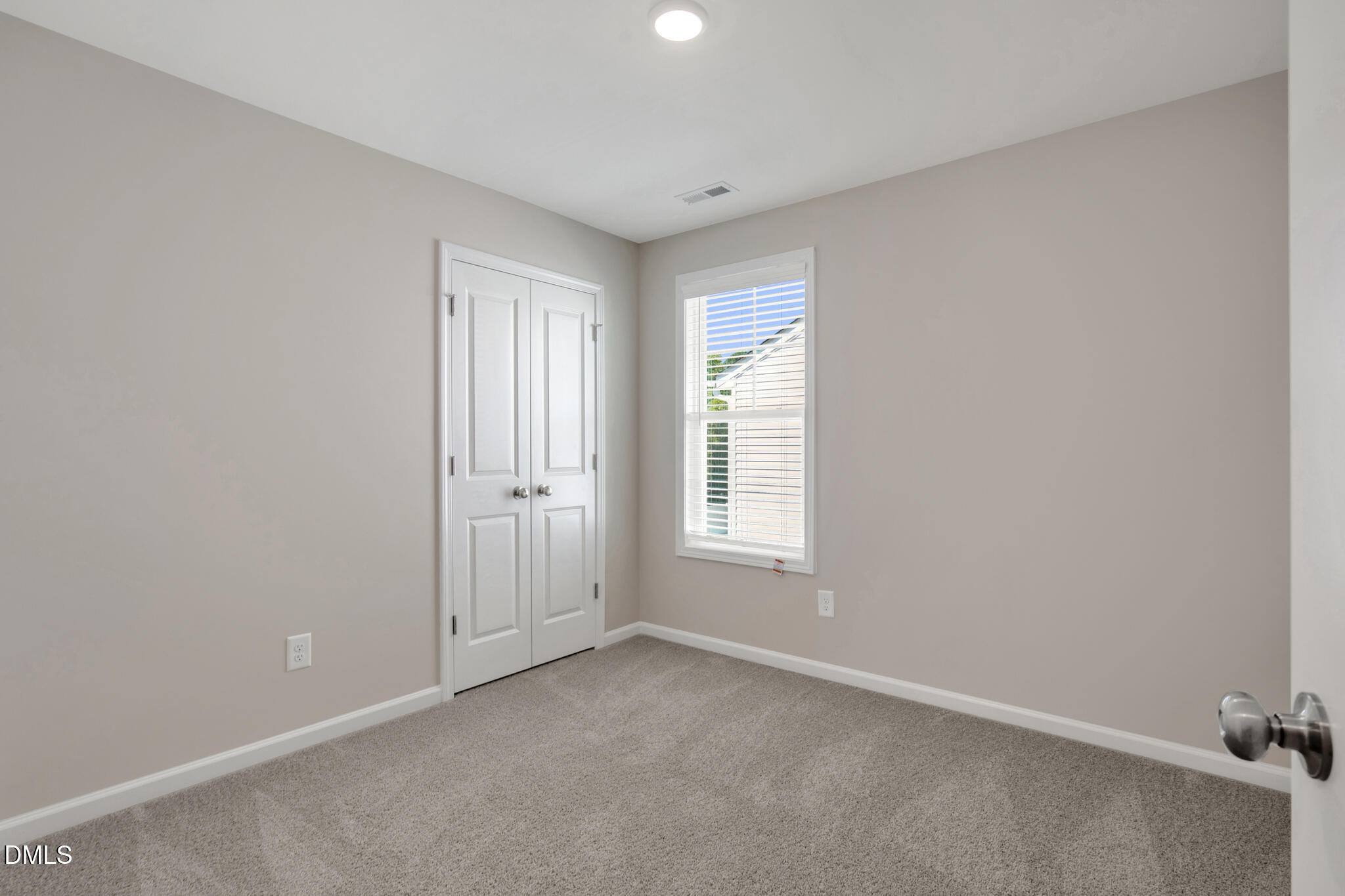 17 W Emily Gardens Drive Property Photo 22