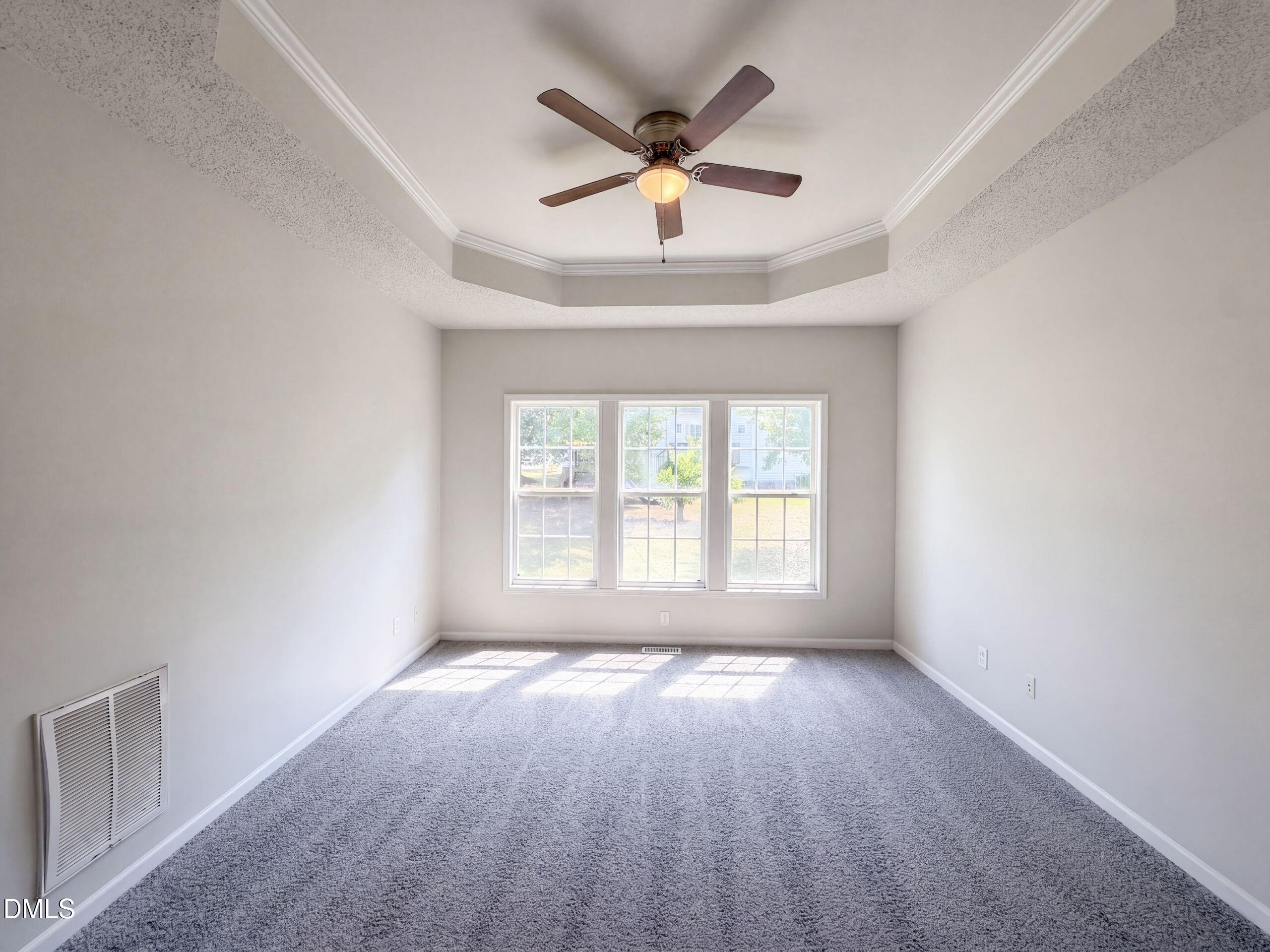 1701 Carnation Drive Property Photo 4