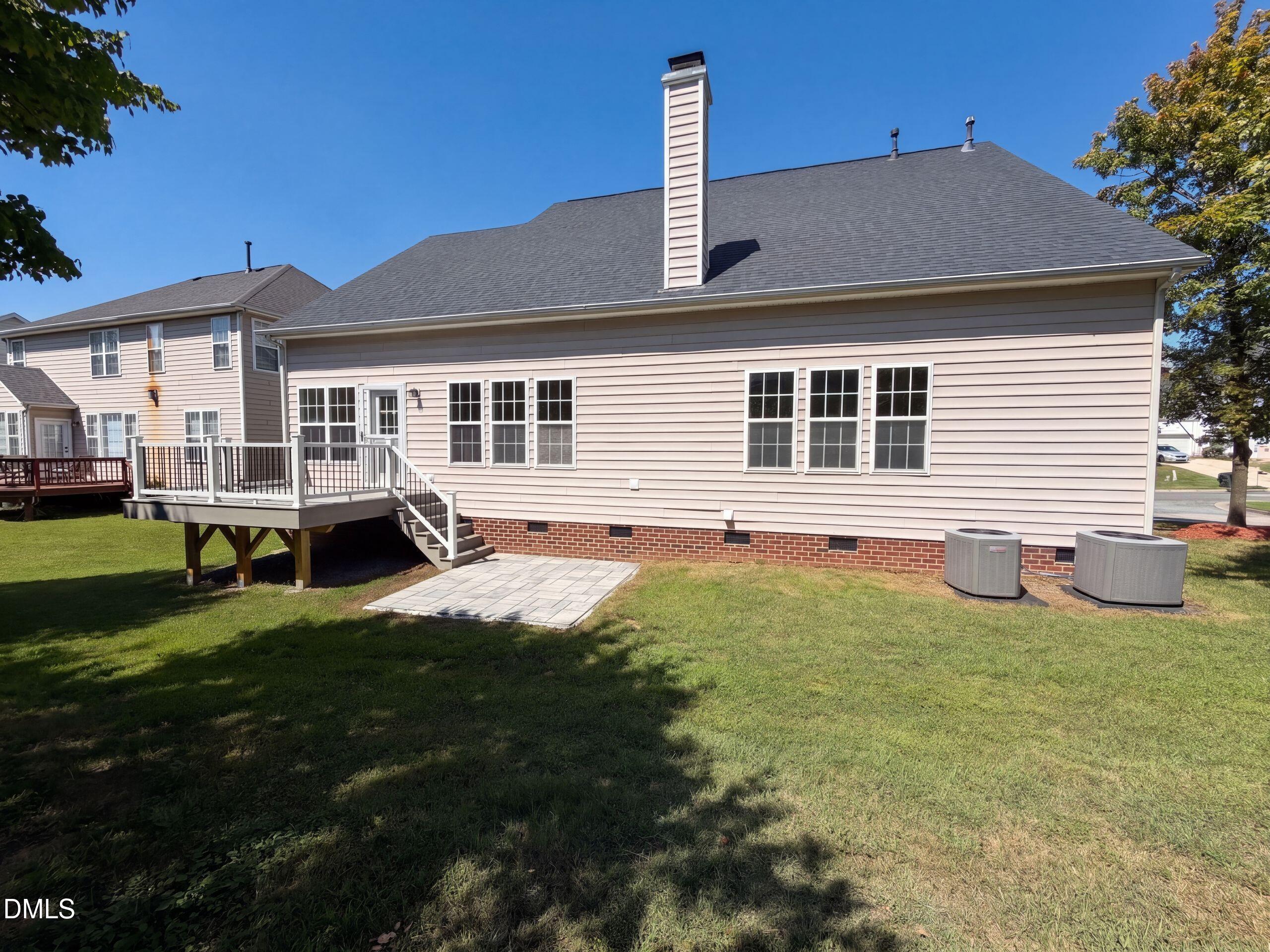 1701 Carnation Drive Property Photo 15