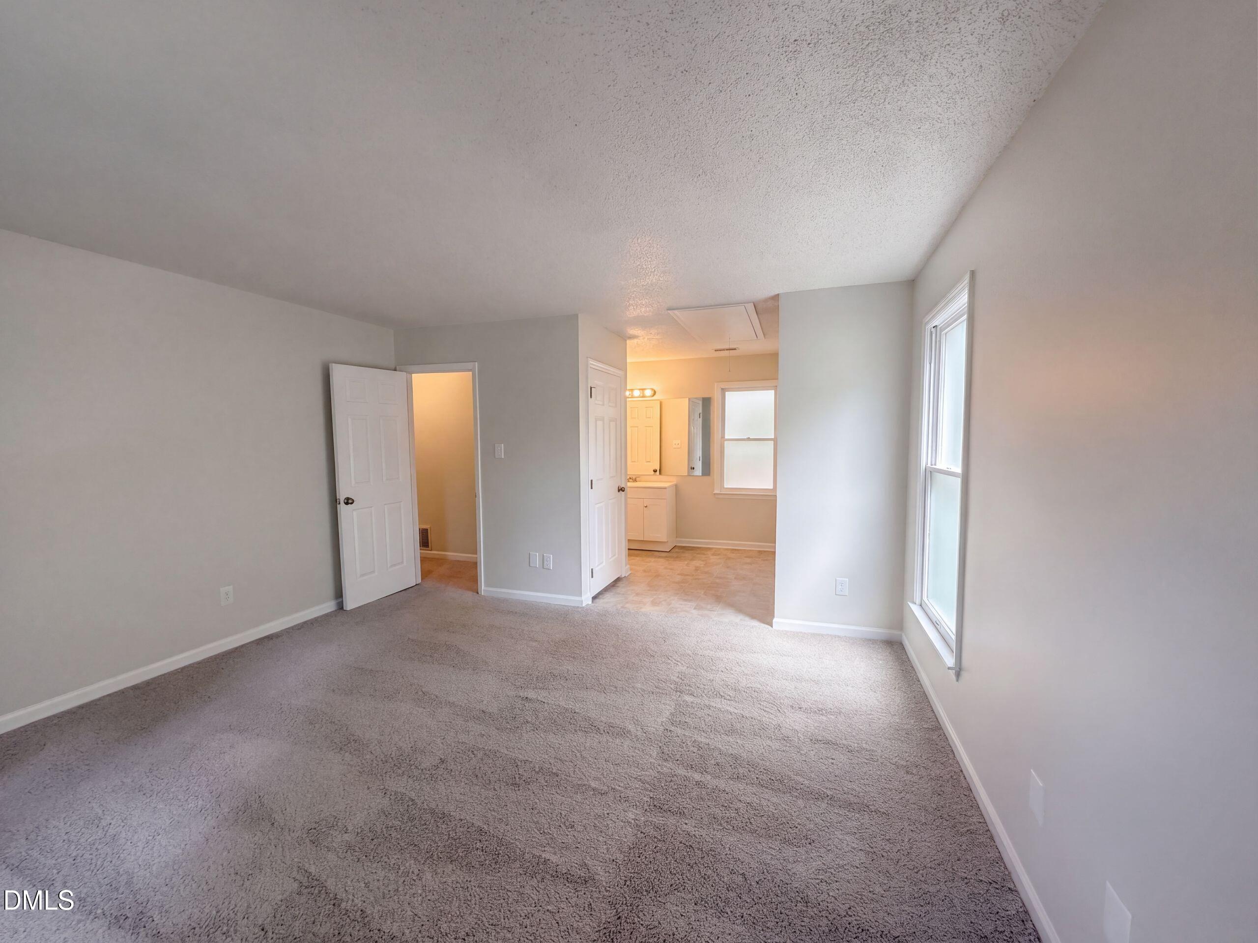2338 Hillandale Road Property Photo 4