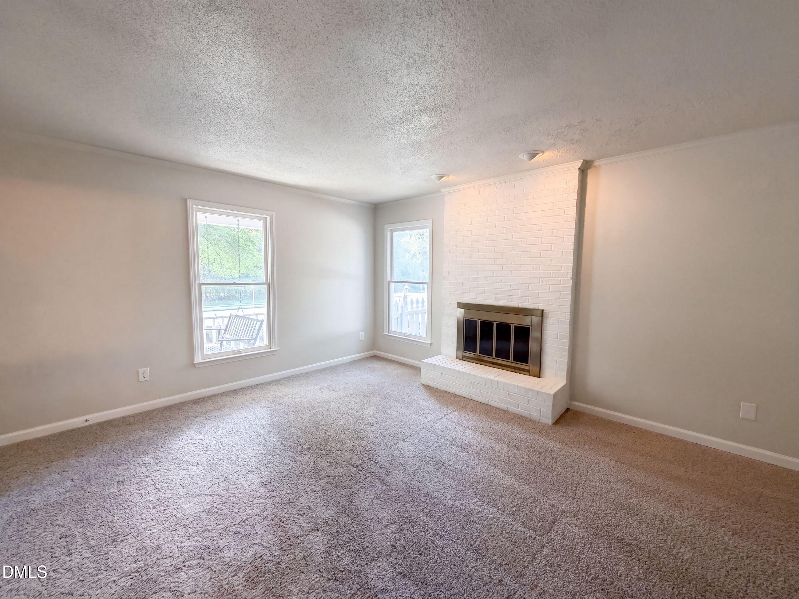 2338 Hillandale Road Property Photo 8