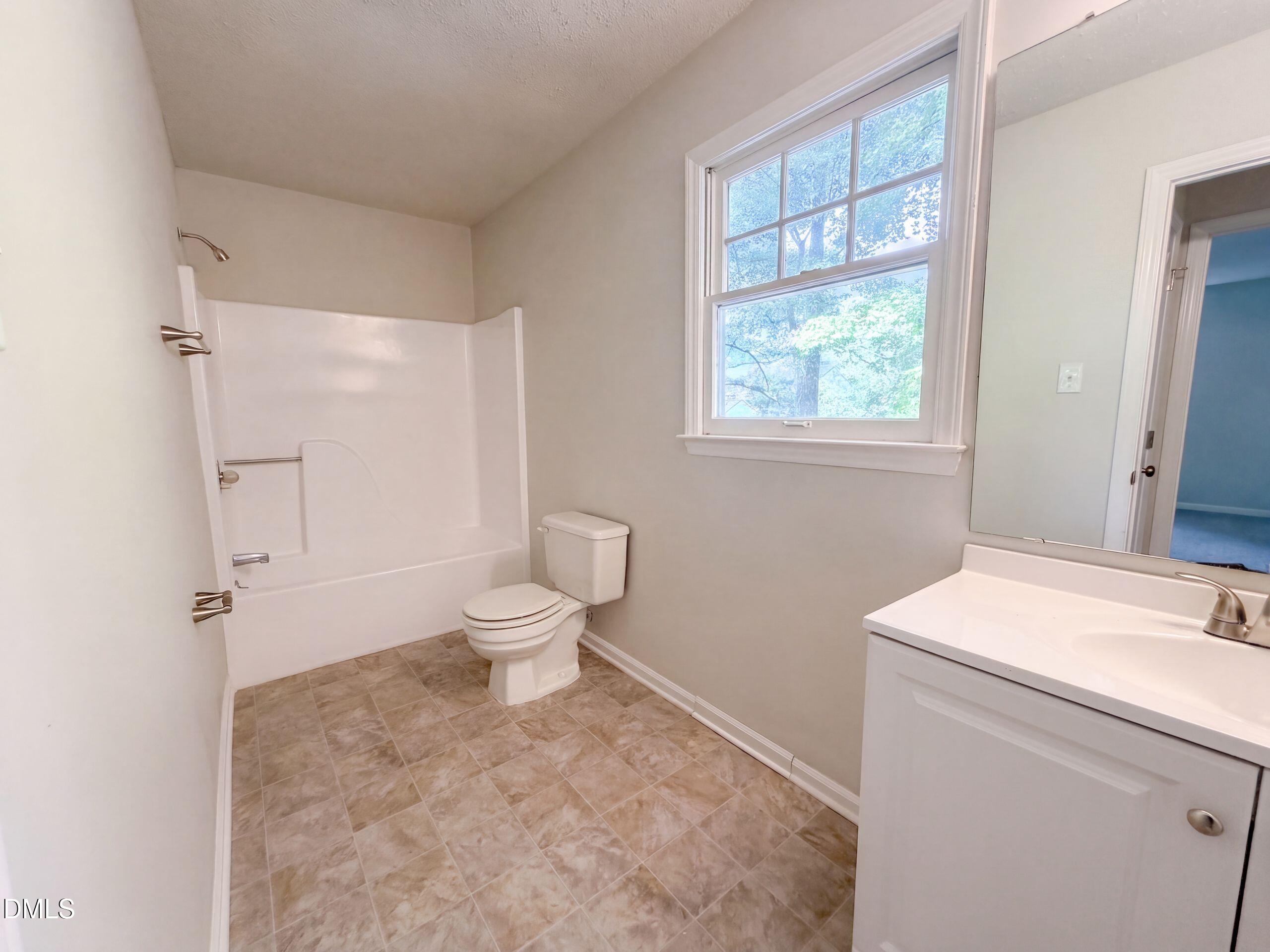 2338 Hillandale Road Property Photo 15