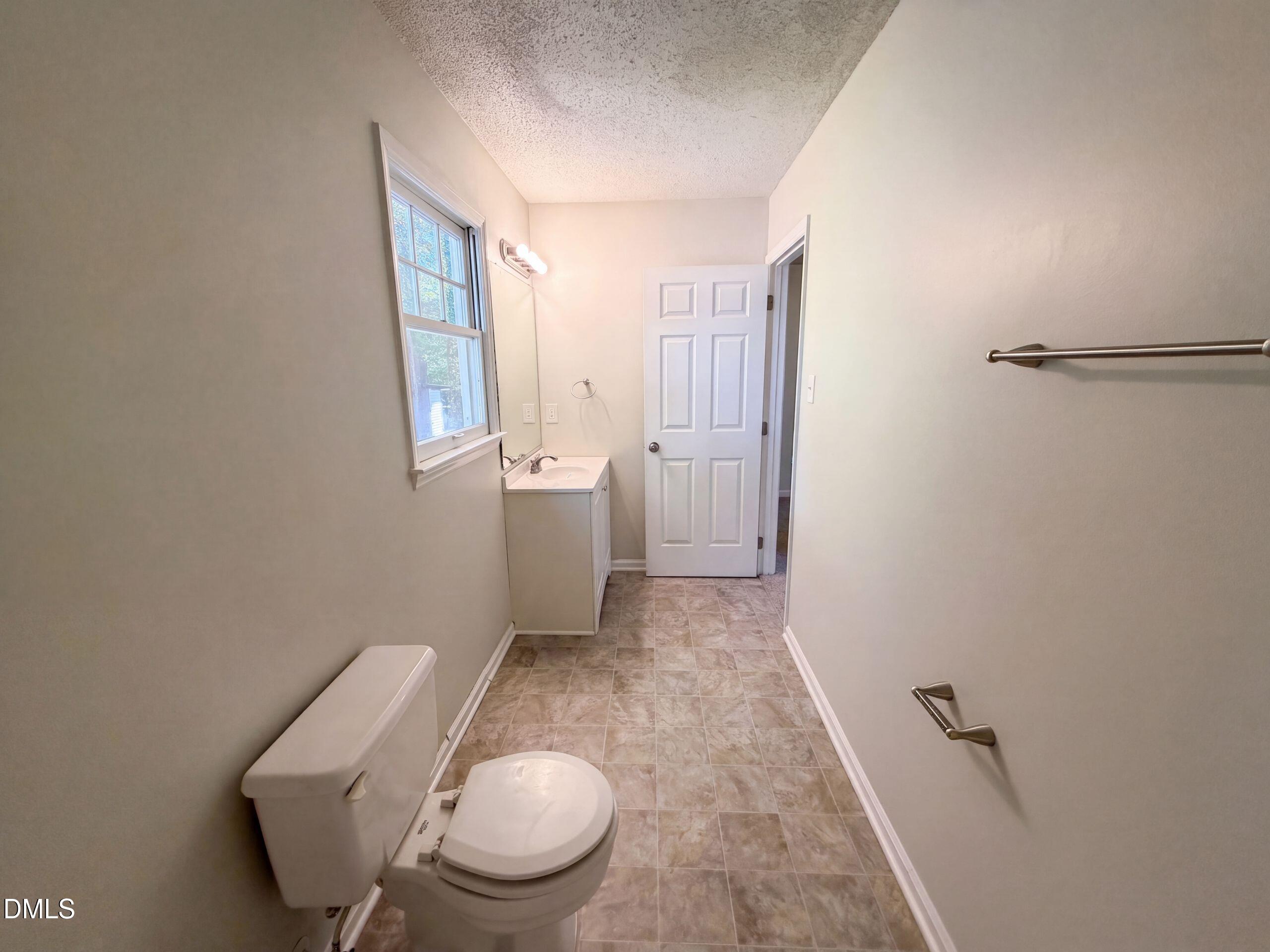 2338 Hillandale Road Property Photo 16