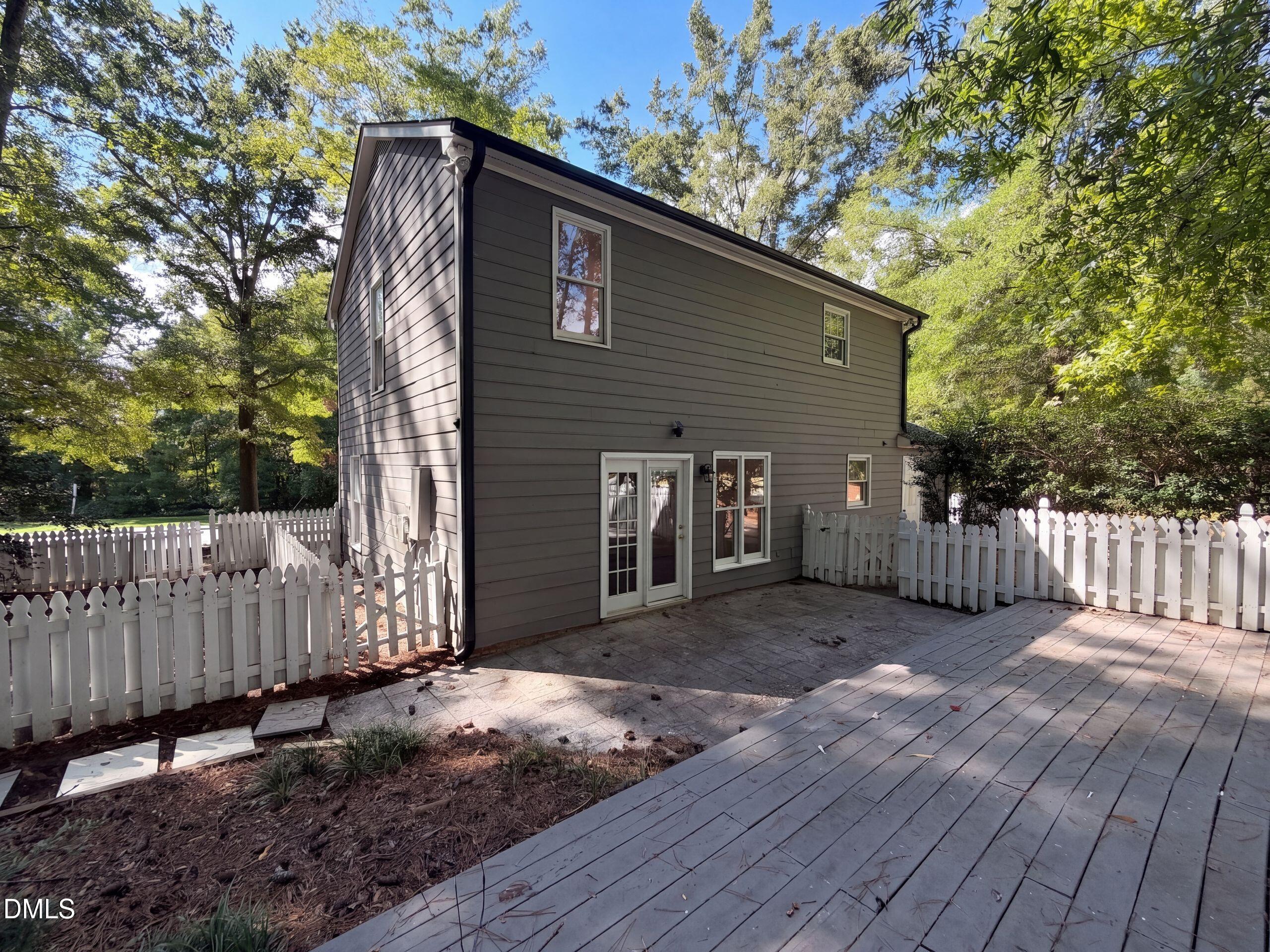 2338 Hillandale Road Property Photo 17