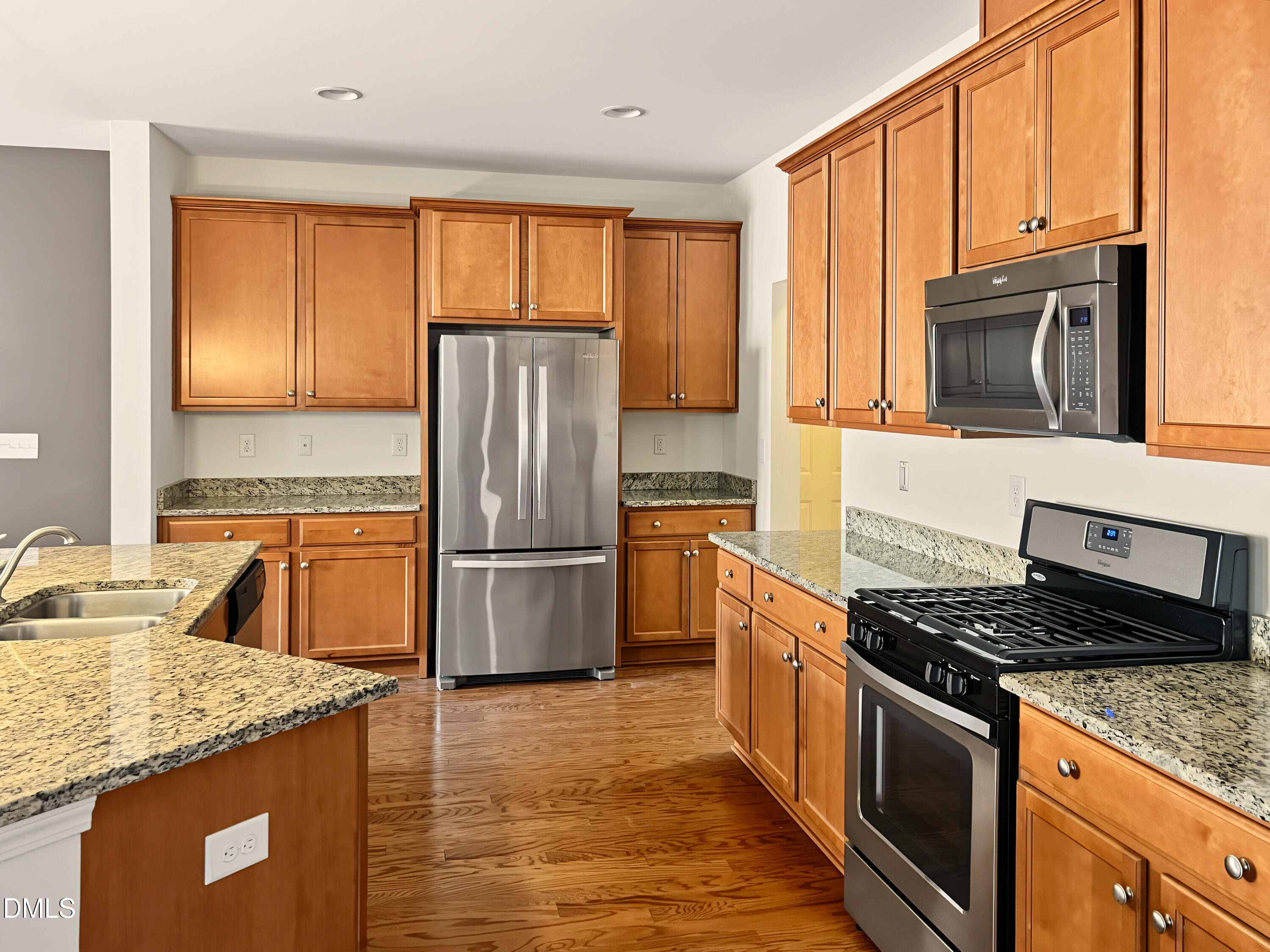 5417 Black Maple Drive Property Photo 6