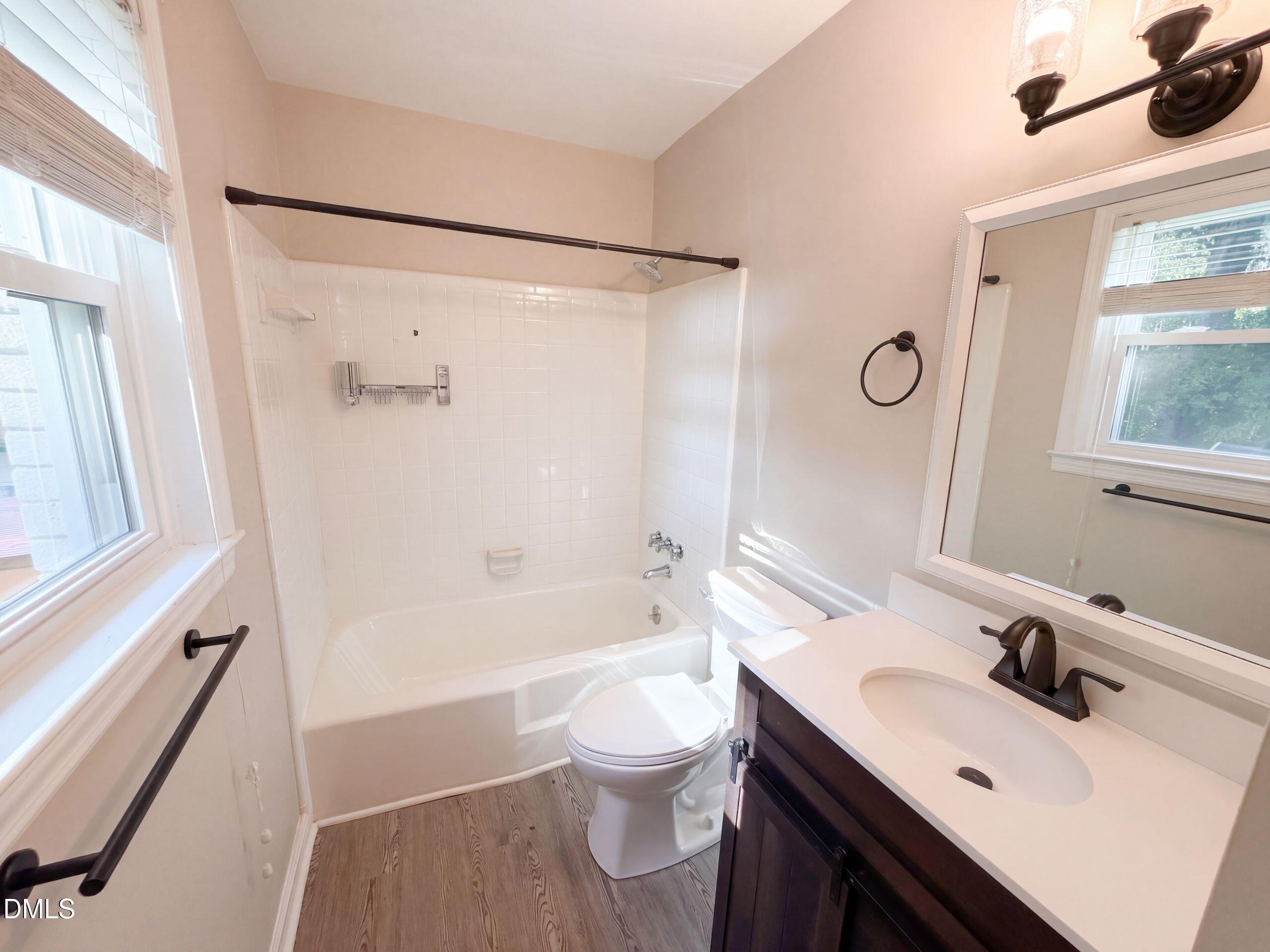 2220 Hillock Drive Property Photo 10