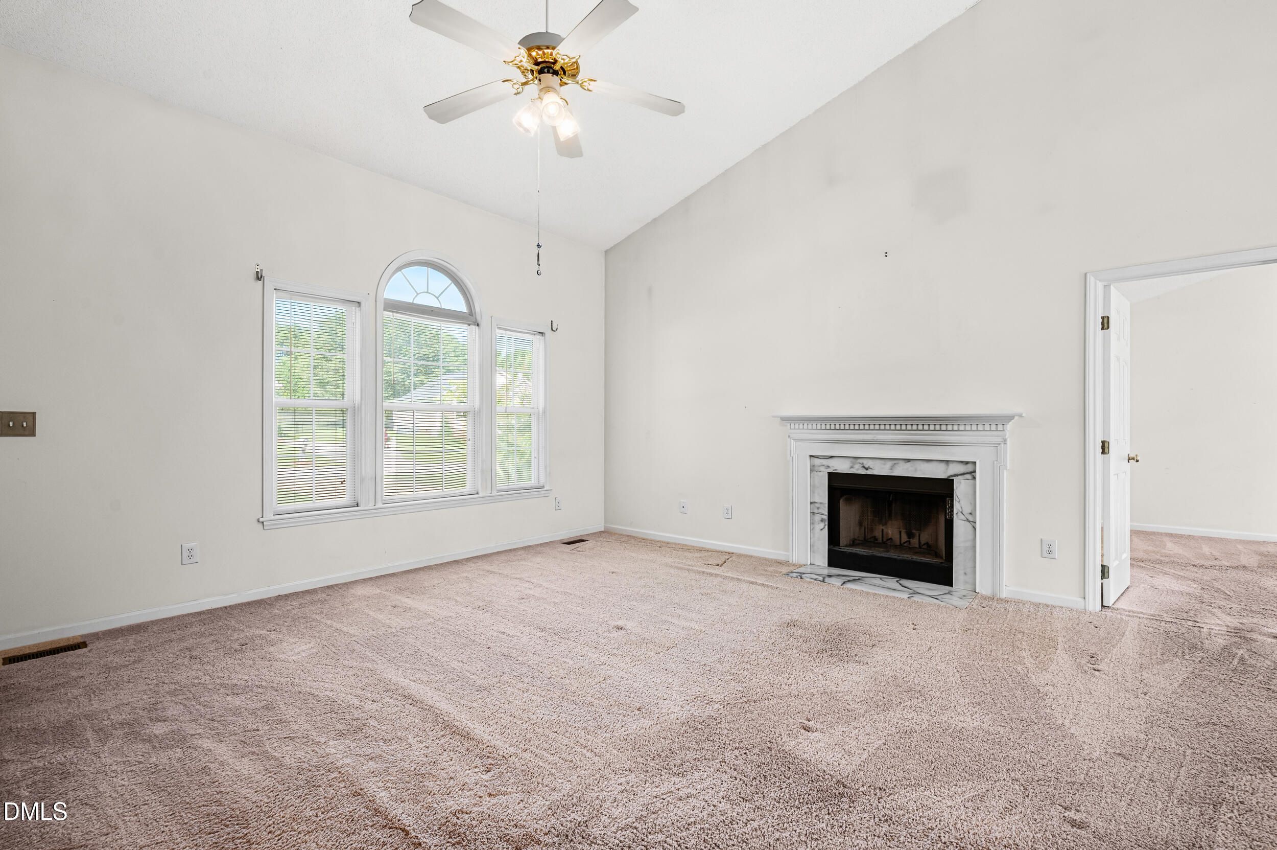 105 Mckenzie Circle Property Photo 5