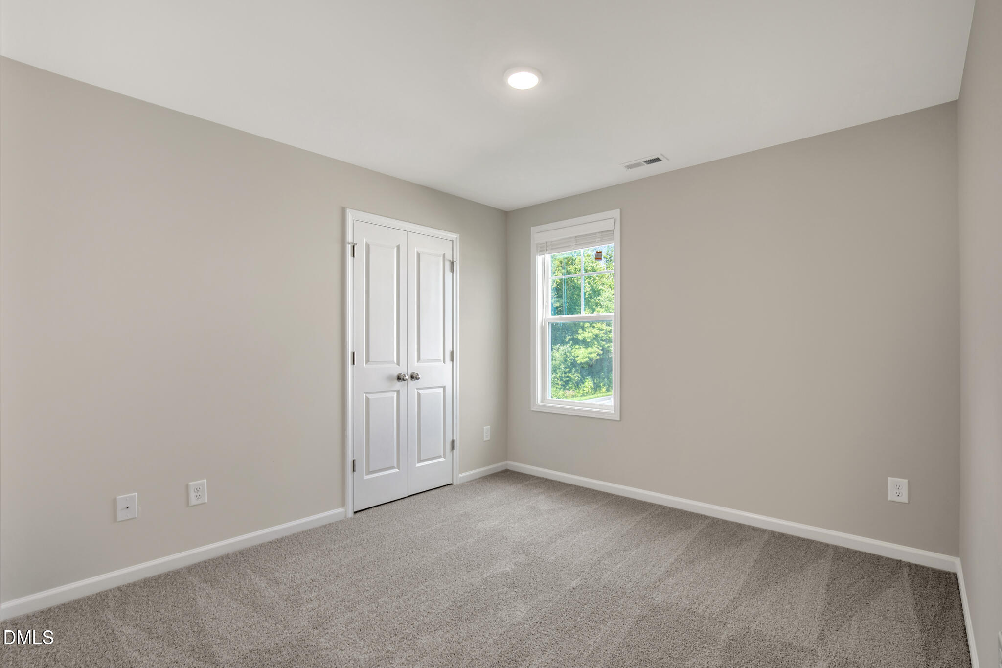 73 W Emily Gardens Drive Property Photo 32