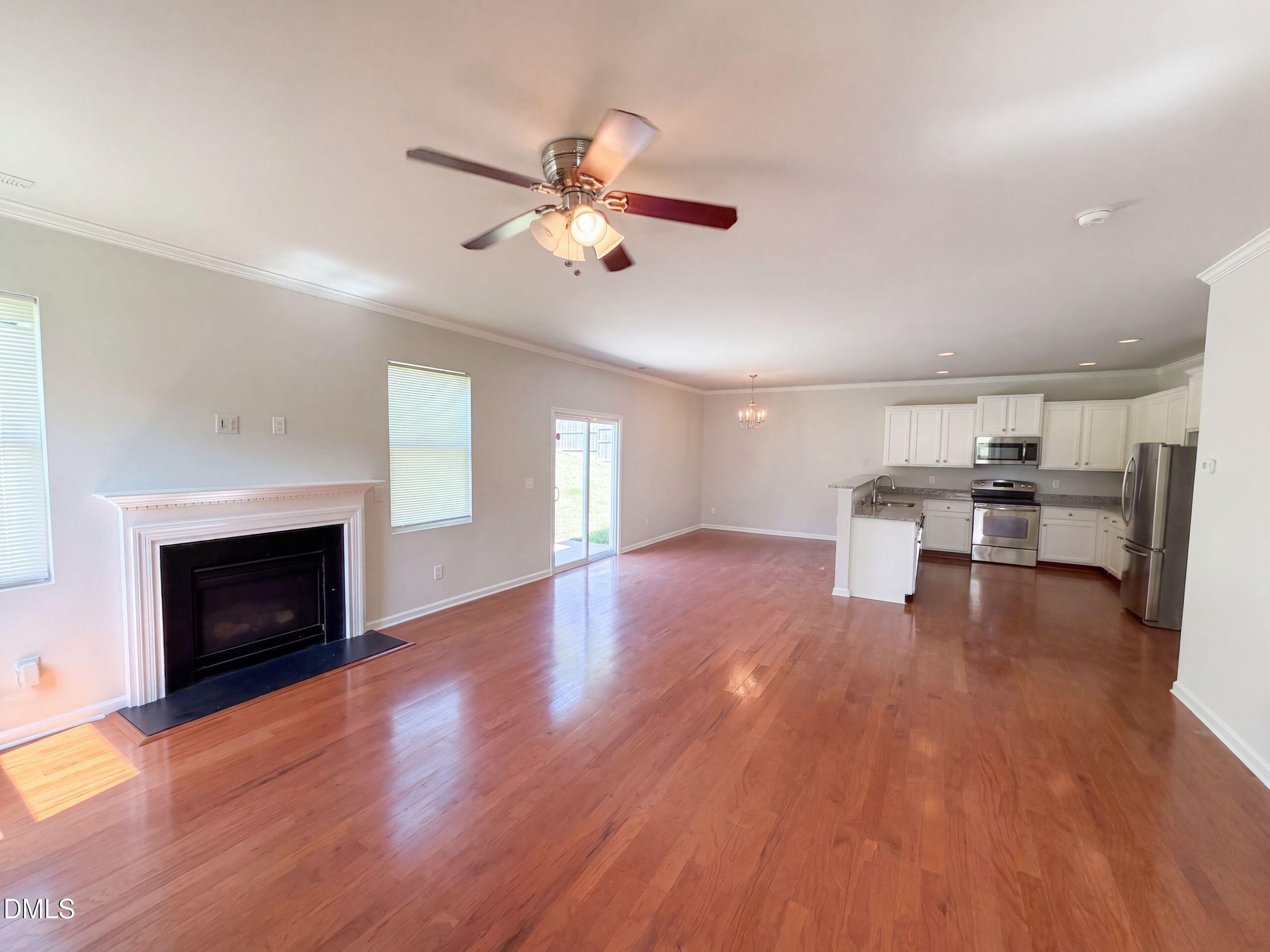 1317 Hosmer Court Property Photo 3
