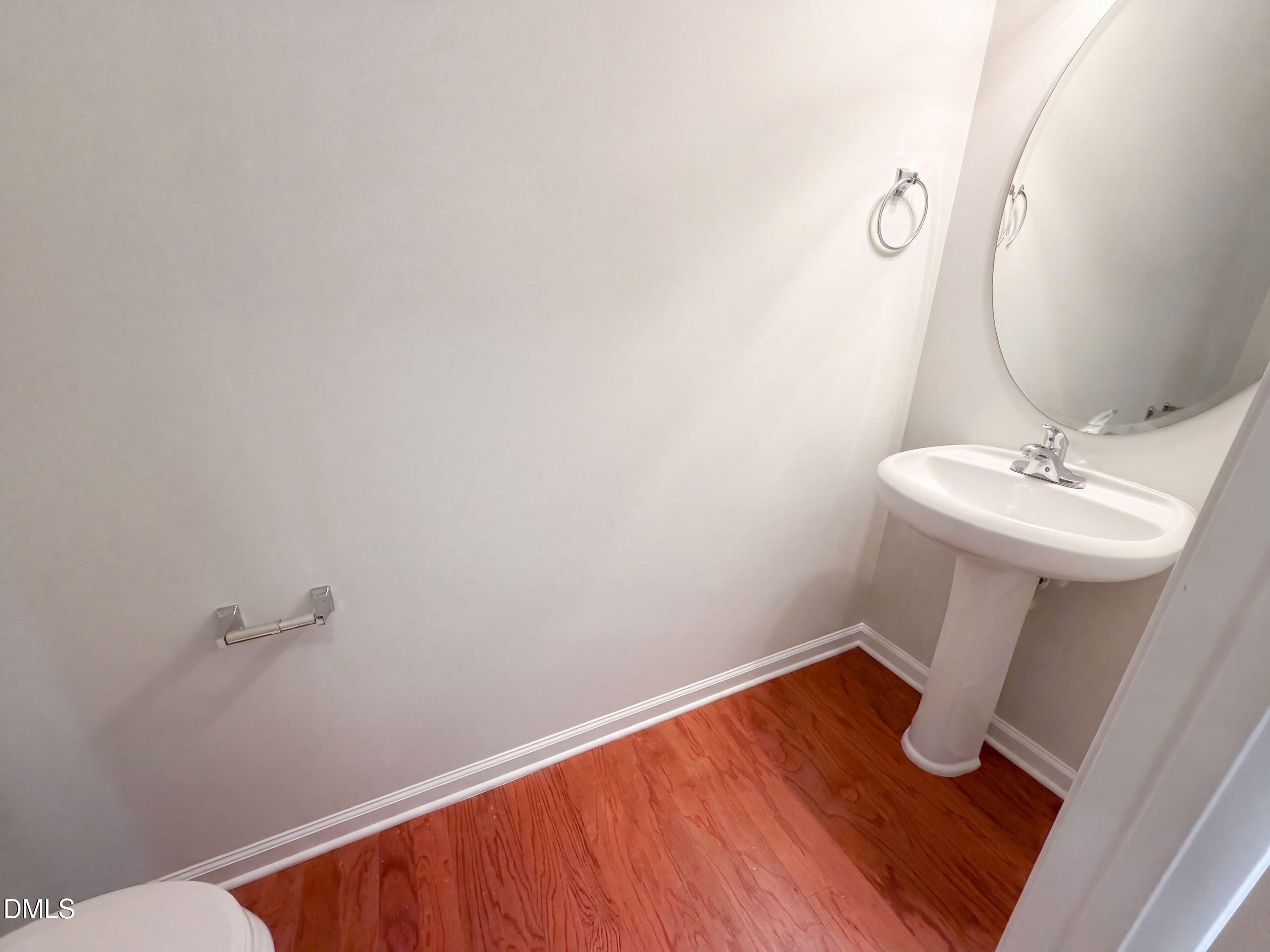 1317 Hosmer Court Property Photo 13