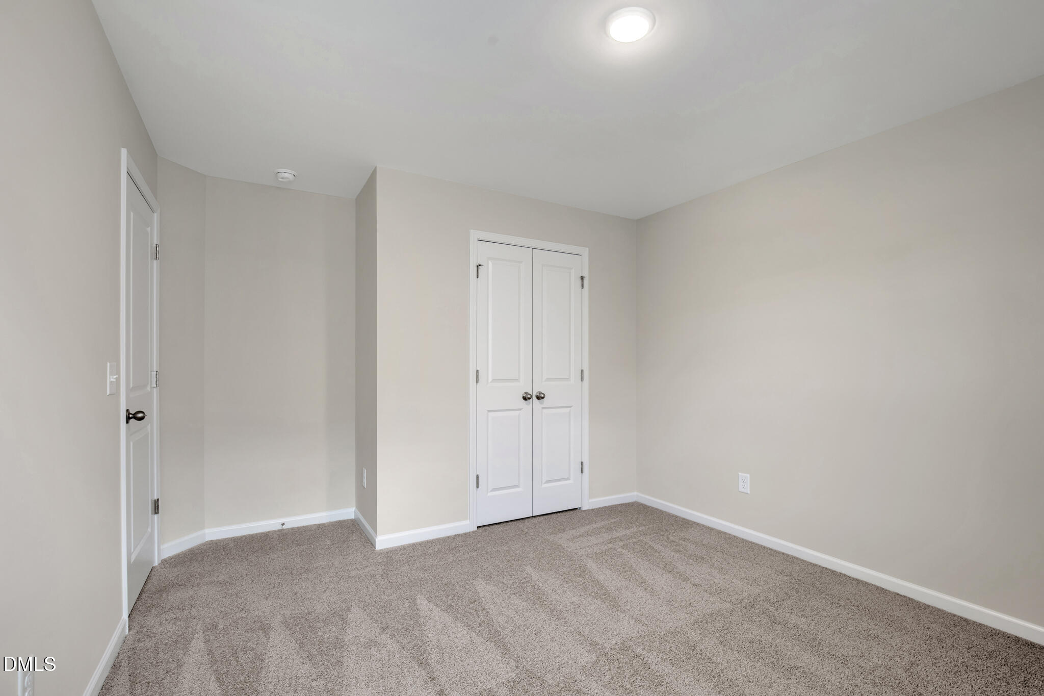 31 E Emily Gardens Drive Property Photo 23
