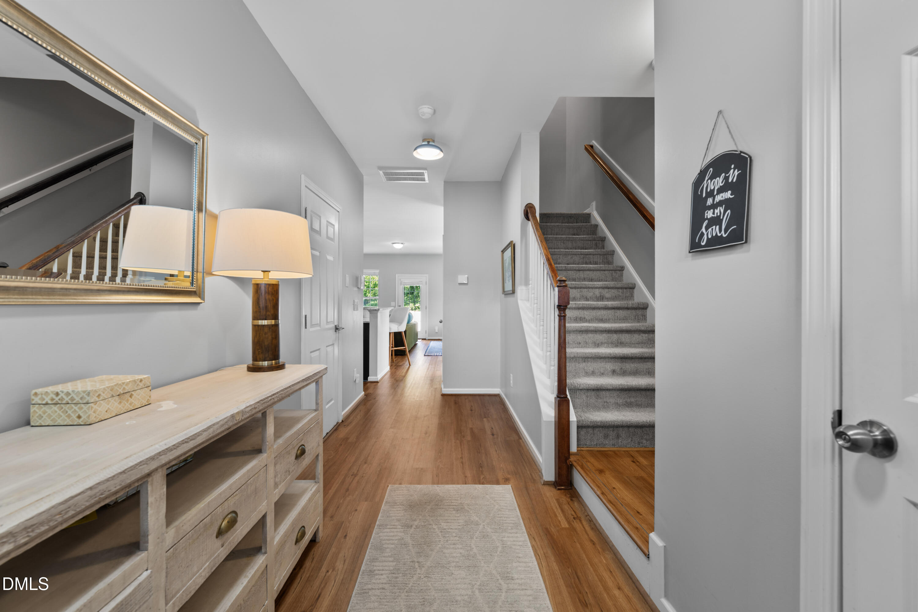 1027 Renewal Place Property Photo 5