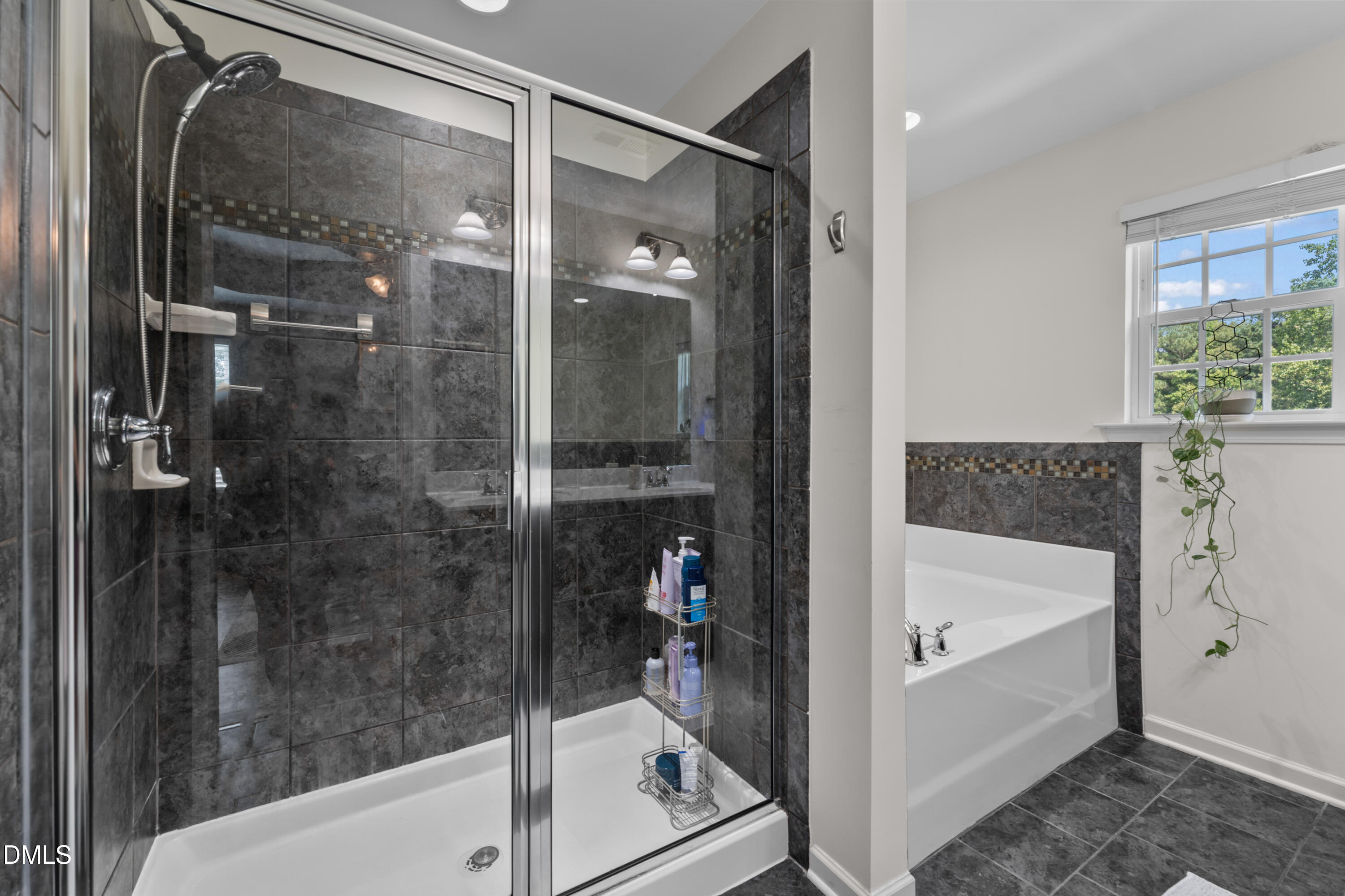 1027 Renewal Place Property Photo 17