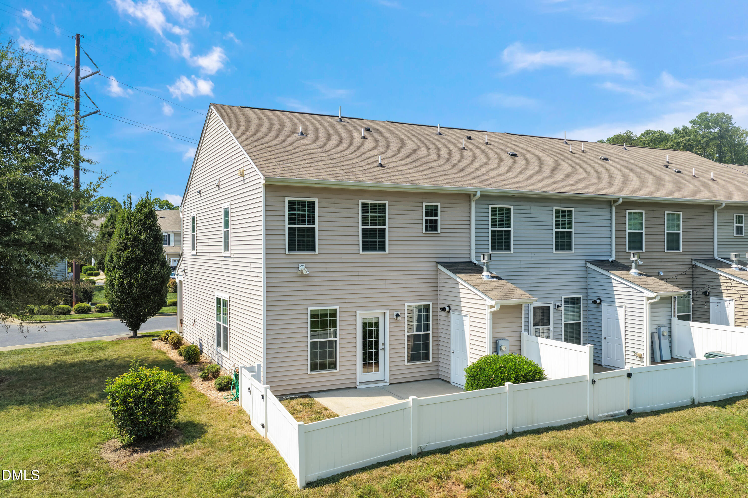 1027 Renewal Place Property Photo 24