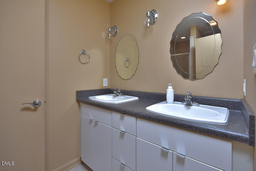 2575 Mint Julep Drive Property Photo 16