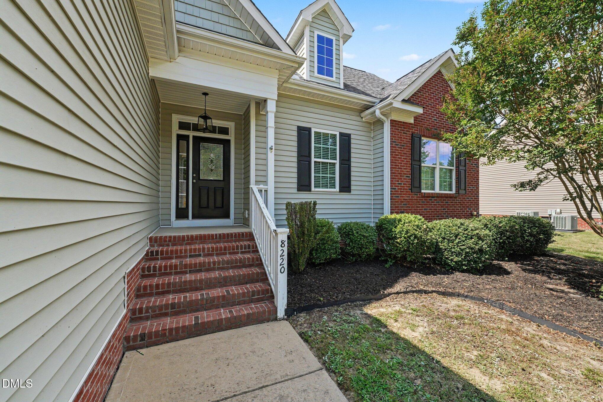 8220 Burgwyn Lane Property Photo 4