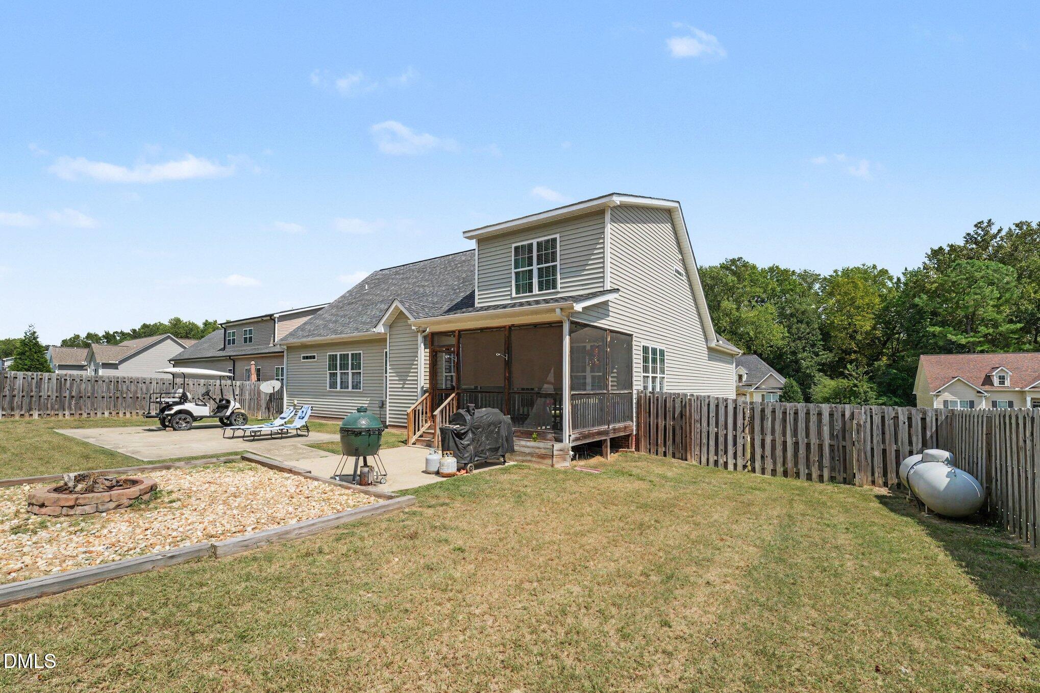 8220 Burgwyn Lane Property Photo 6