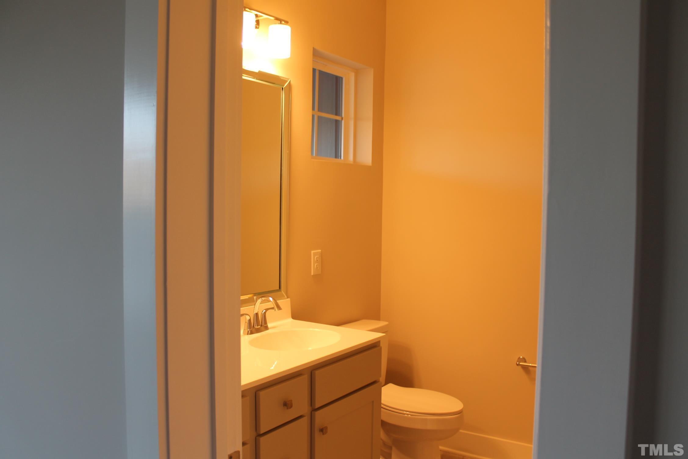 825 S Franklin Street Property Photo 11