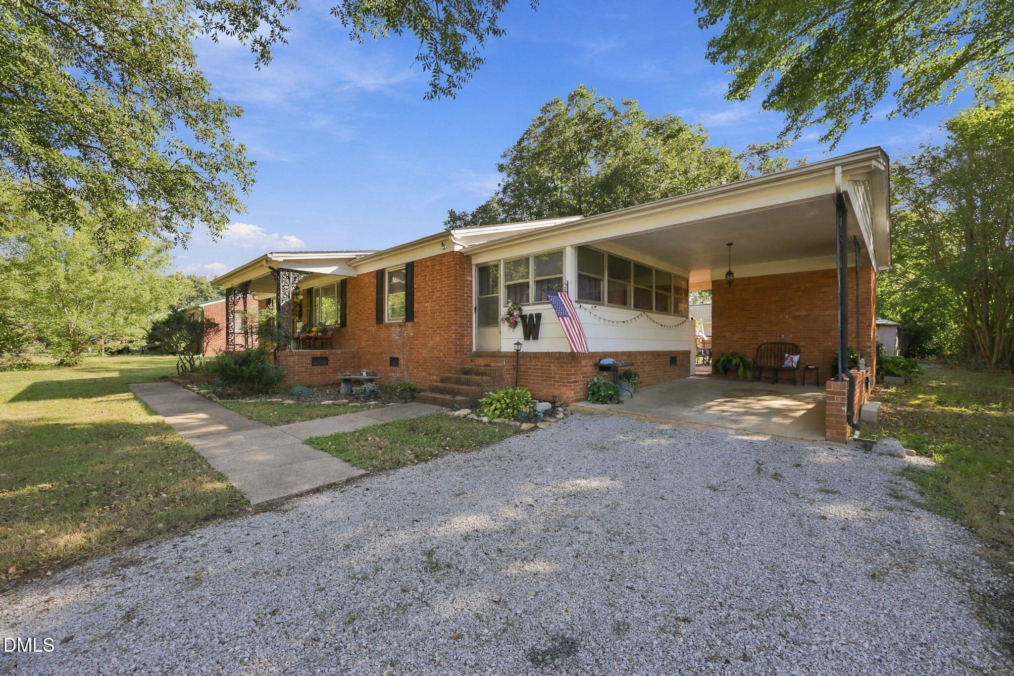 2975 Us Highway 158 W Property Photo 2
