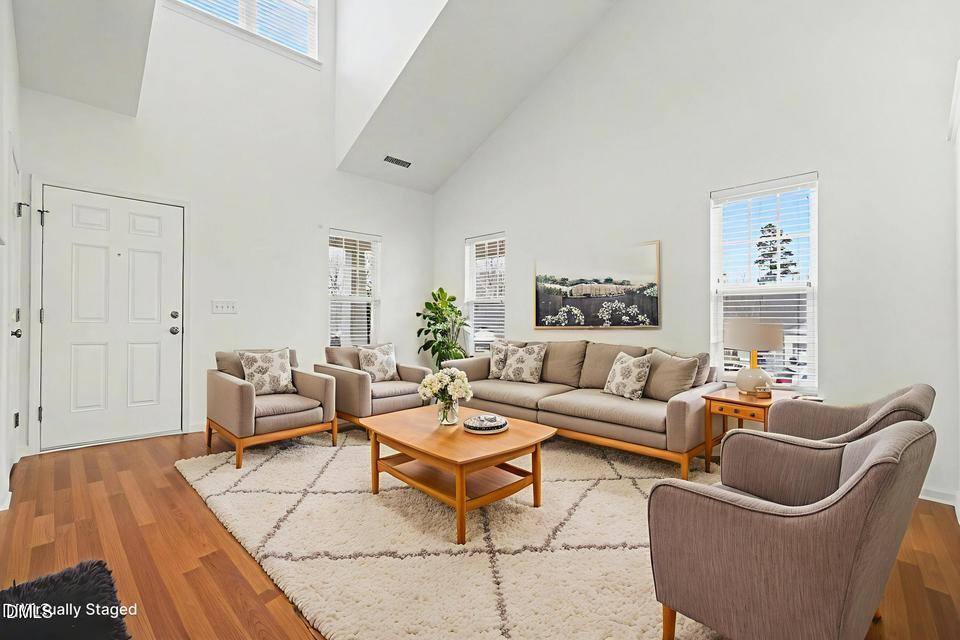 201 Kipling Drive Property Photo 3