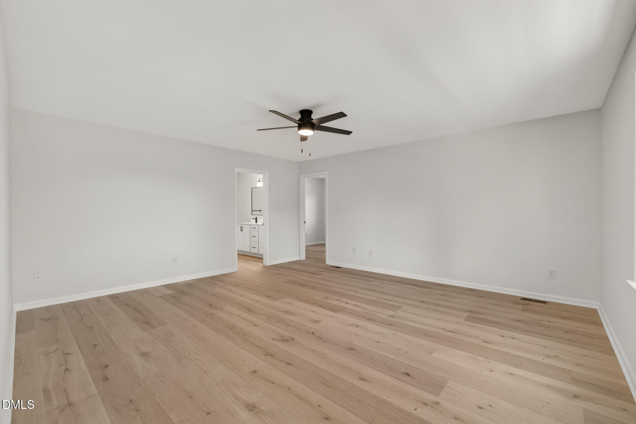 1200 Honeycutt Road Property Photo 6