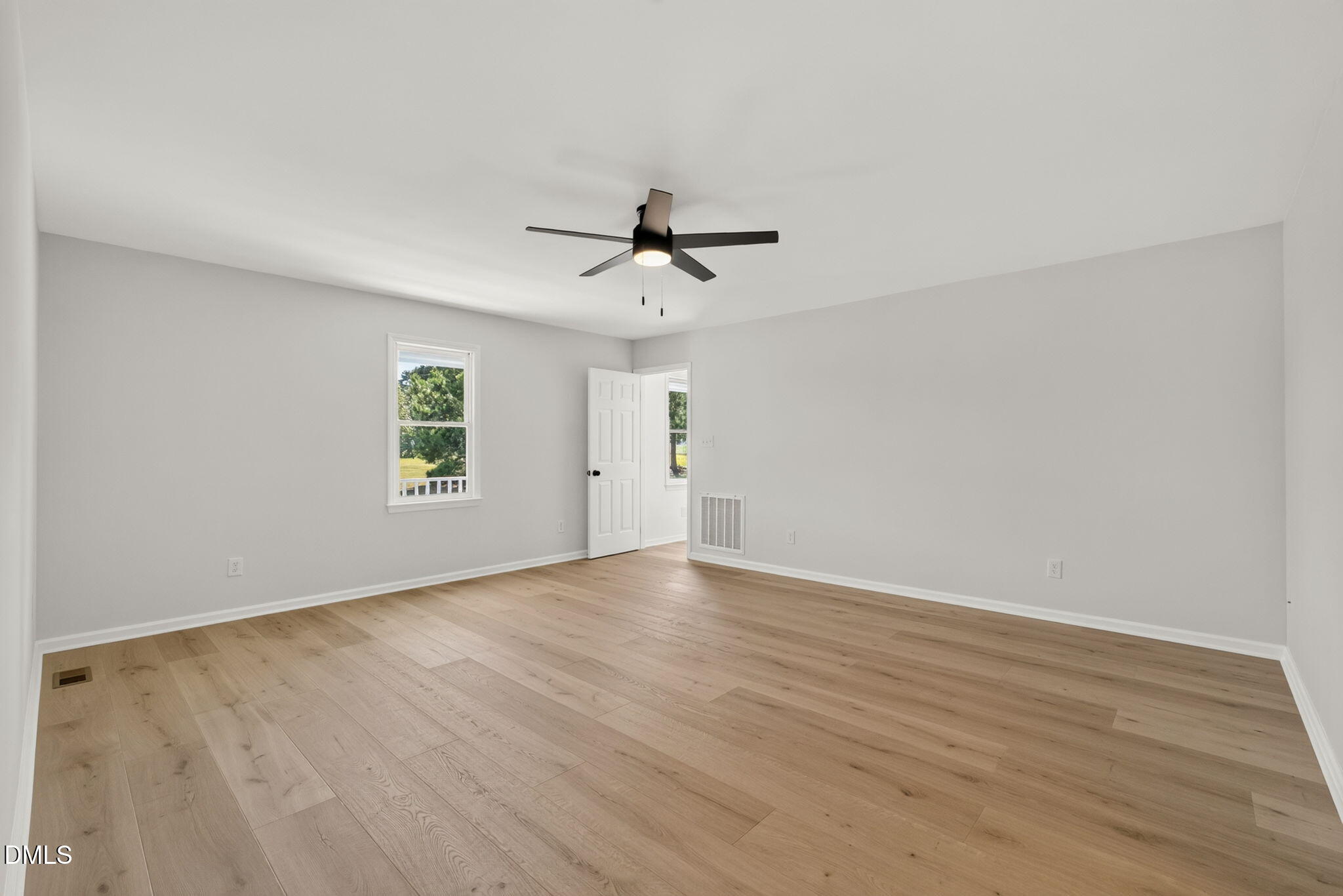 1200 Honeycutt Road Property Photo 7