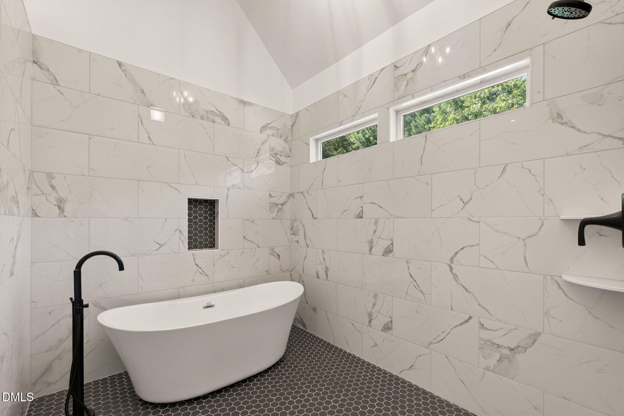 1200 Honeycutt Road Property Photo 21