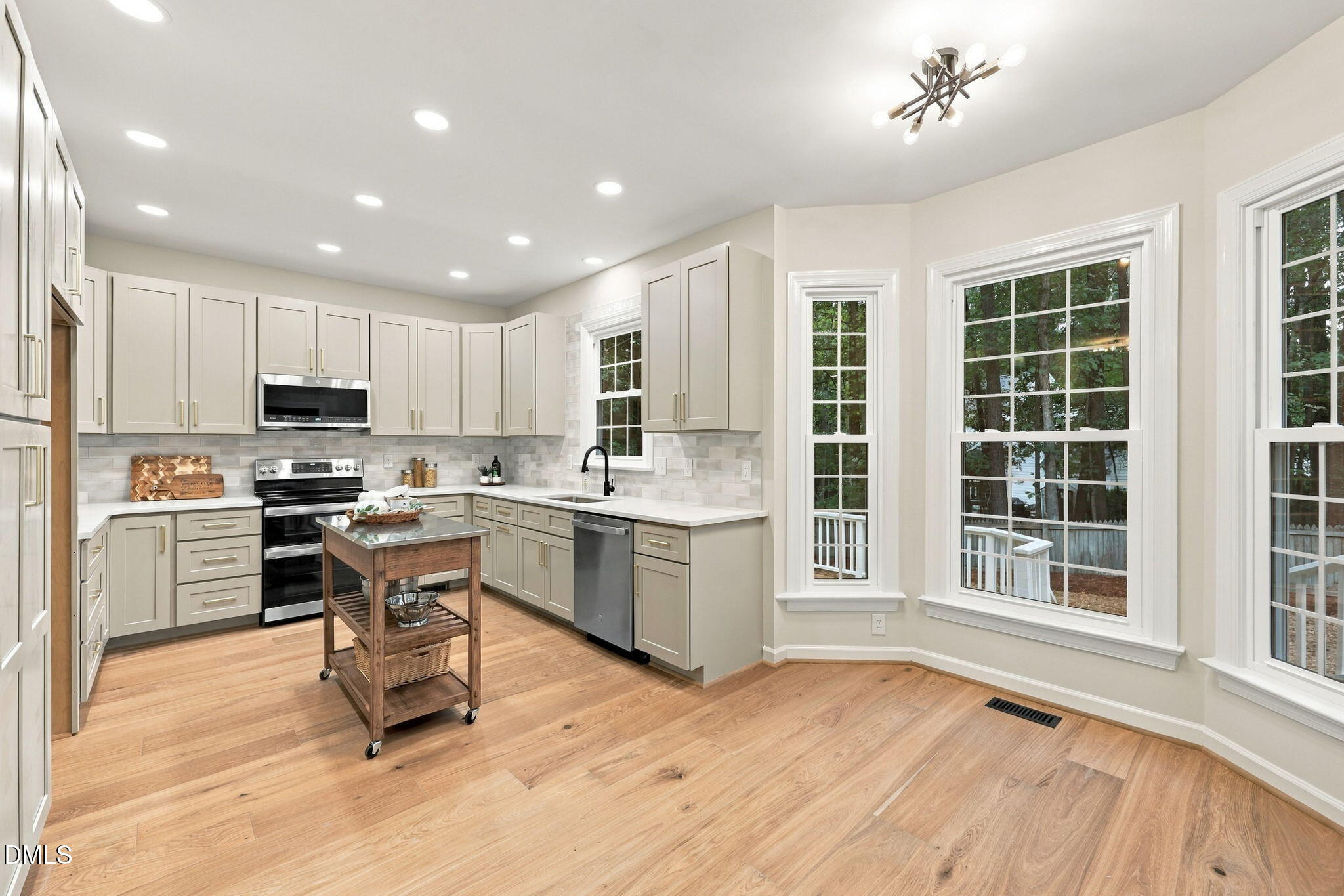 107 Somersby Court Property Photo 4