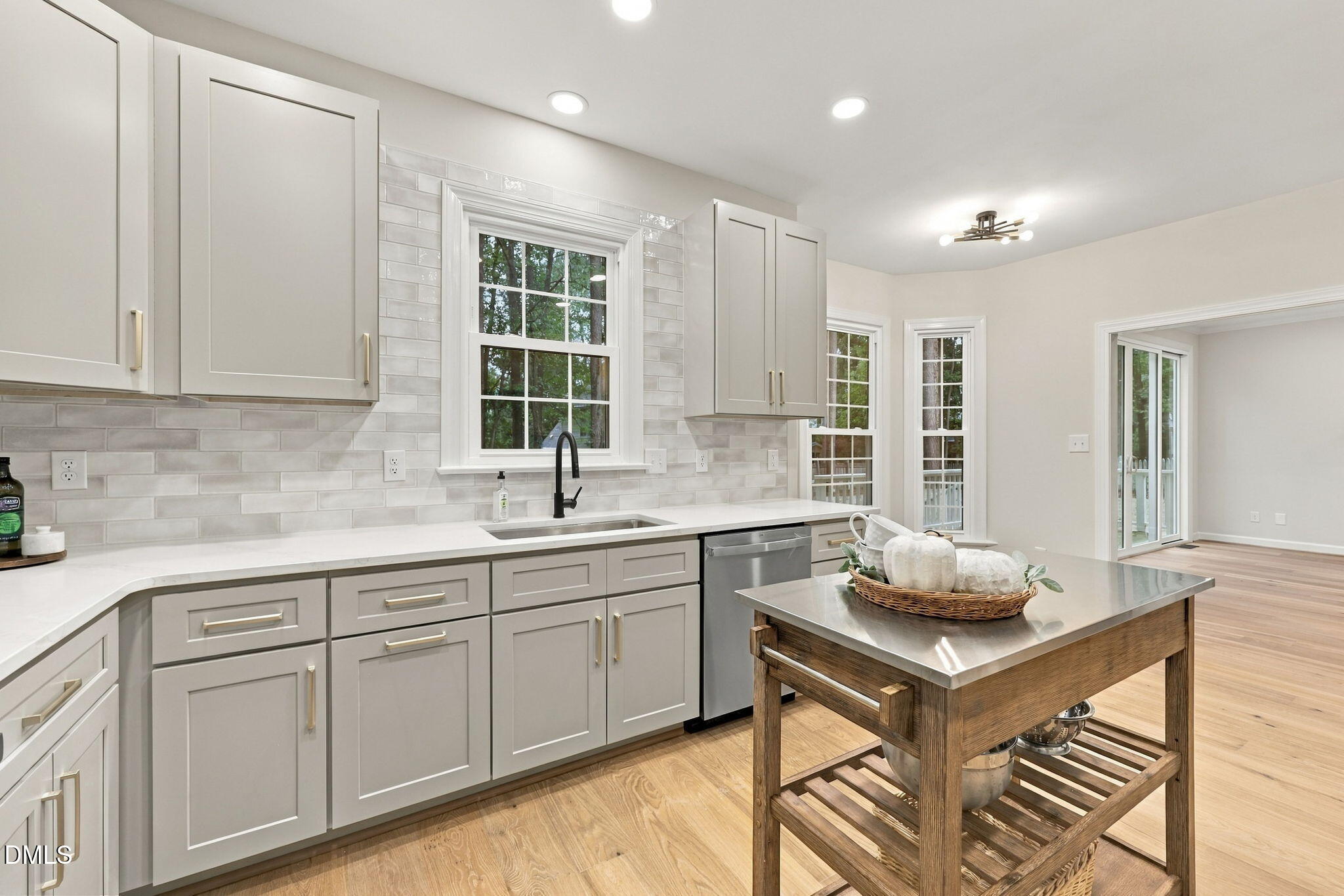 107 Somersby Court Property Photo 6
