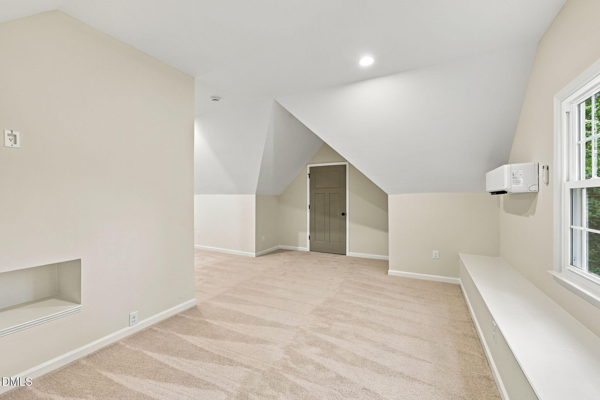 107 Somersby Court Property Photo 27