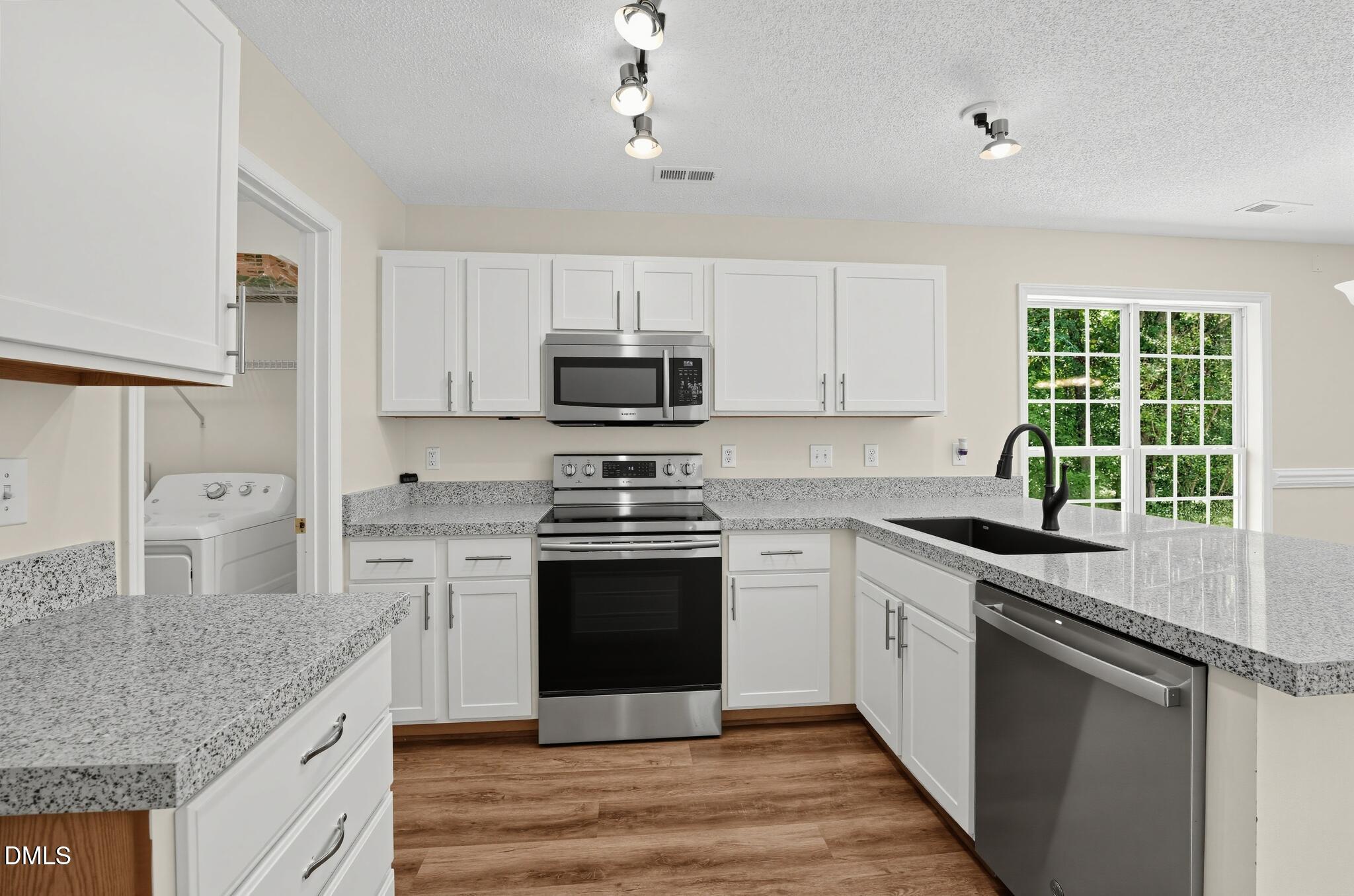10 Redear Place Property Photo 9
