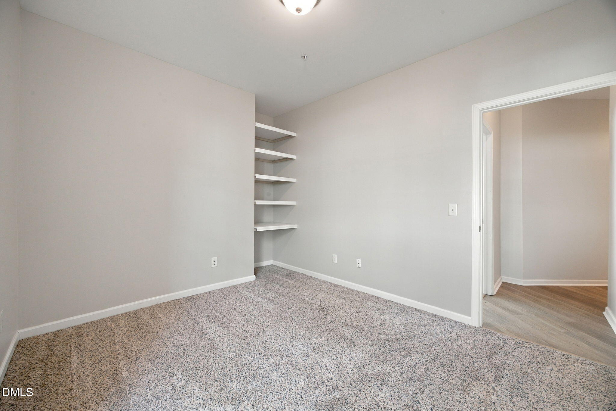 1014 Linen Drive Property Photo 18