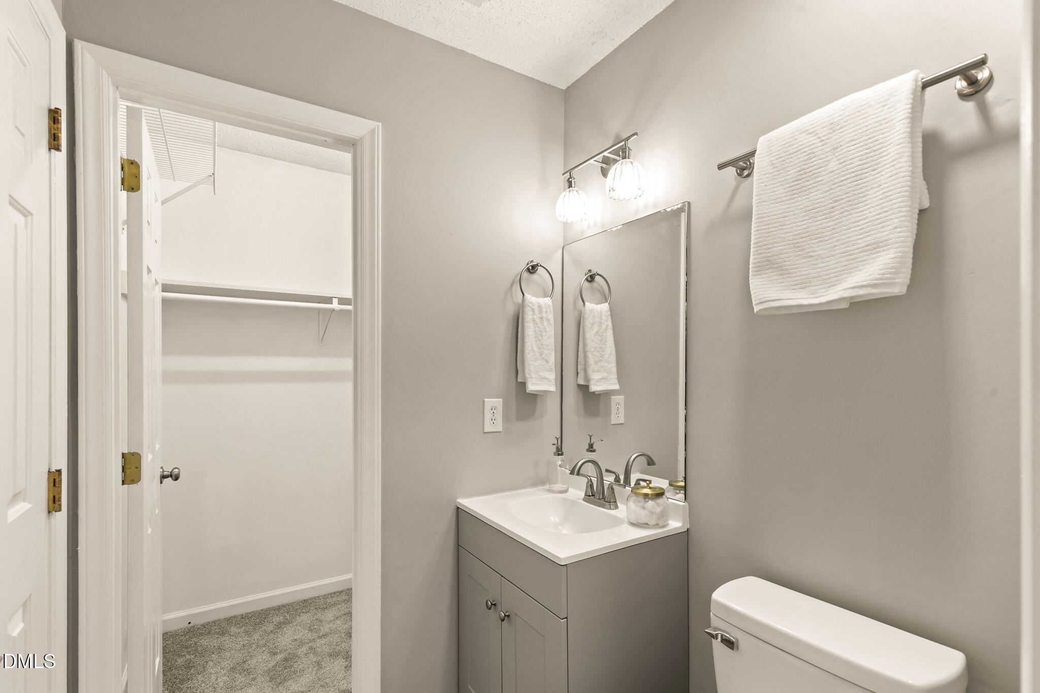 6718 Chauncey Drive Property Photo 12