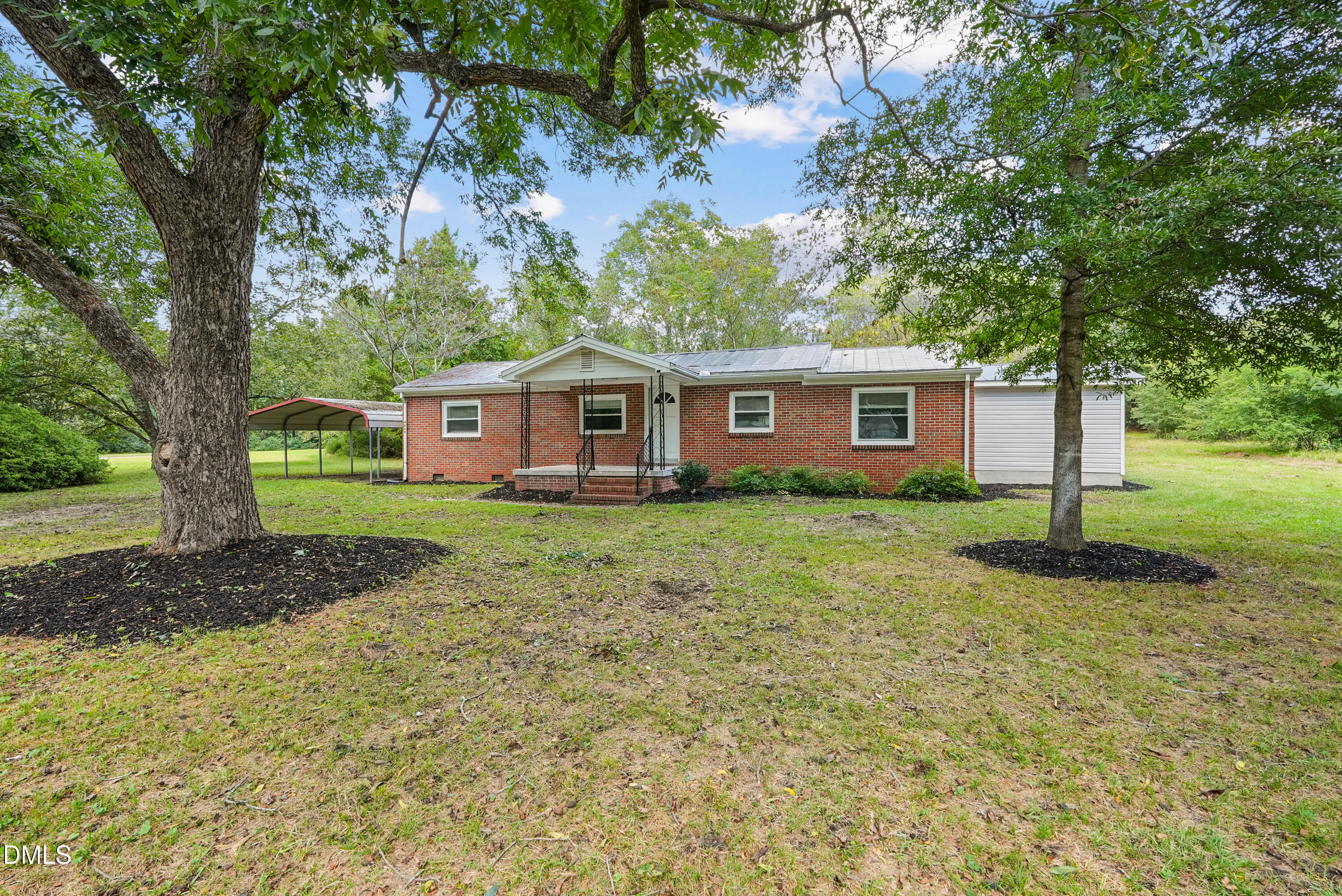 4077 Vass Carthage Road Property Photo 1