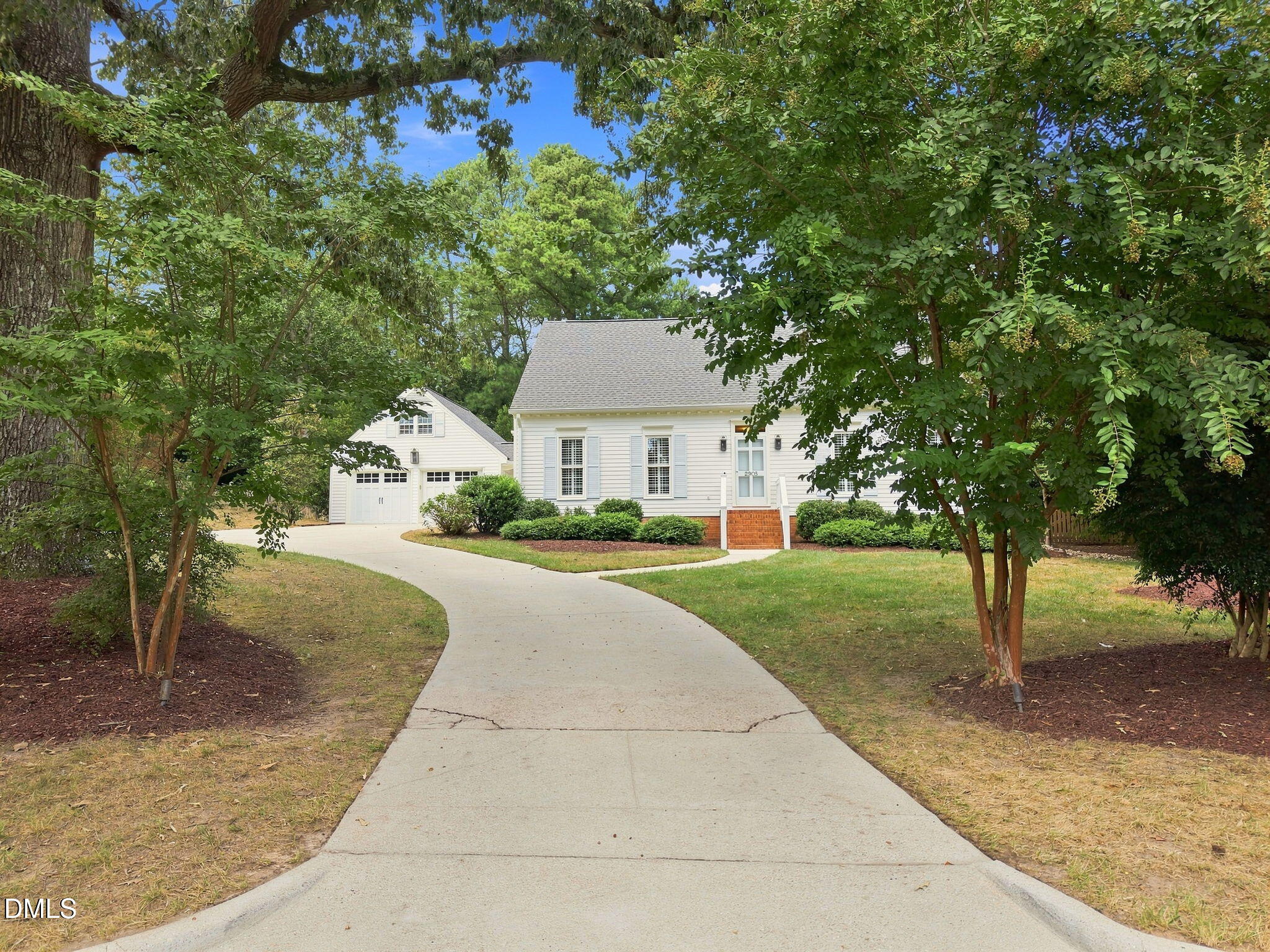 2905 Augusta Court Property Photo 3