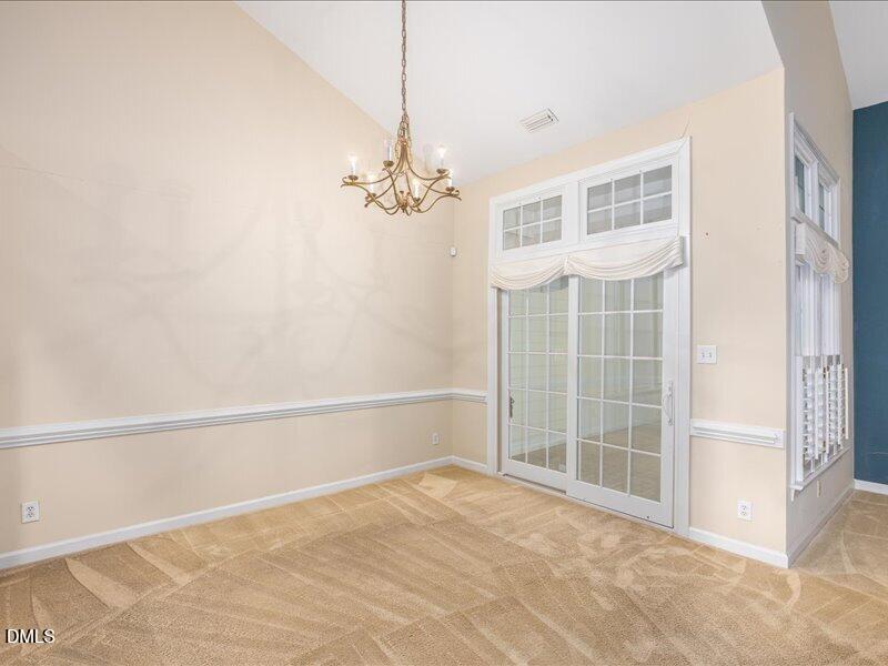 108 Lake Hickory Court Property Photo 9
